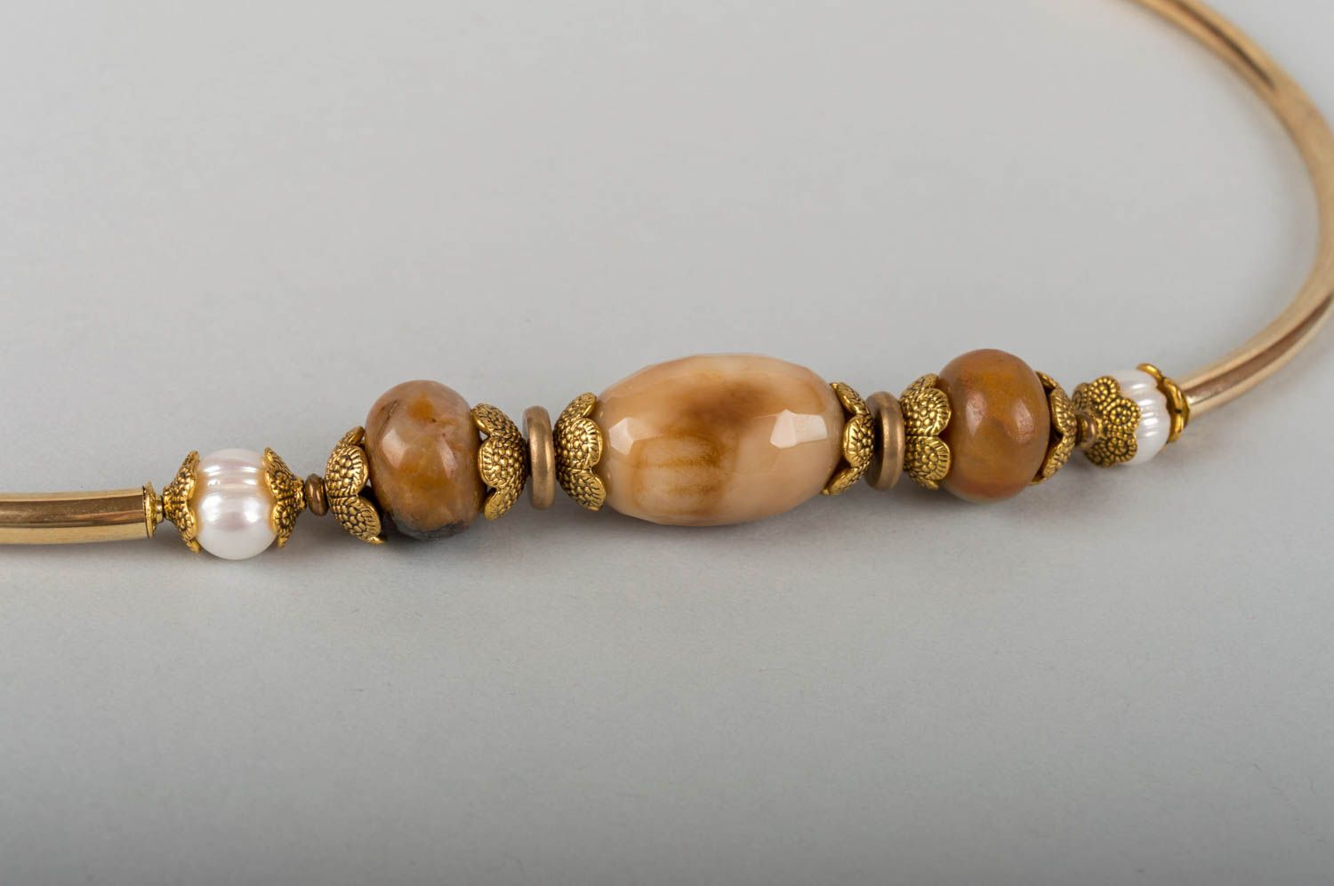 Collier en pierres naturelles et perles fait main original pour femme  photo 5