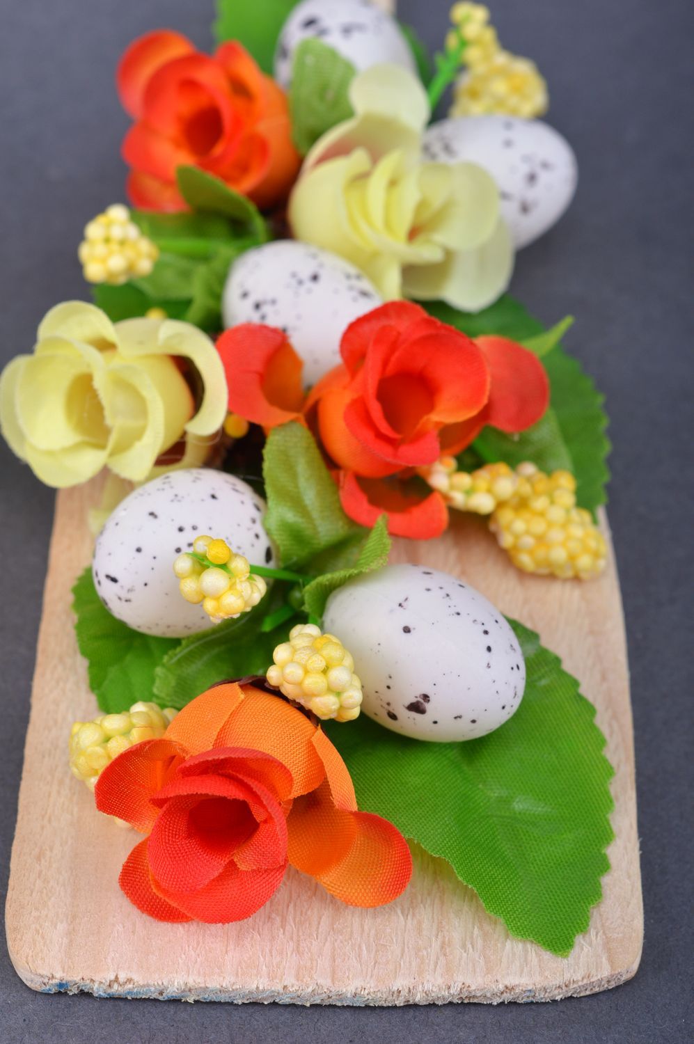 Деревянная кухонная лопатка для декора с цветами и яйцами ручная работа фото 4