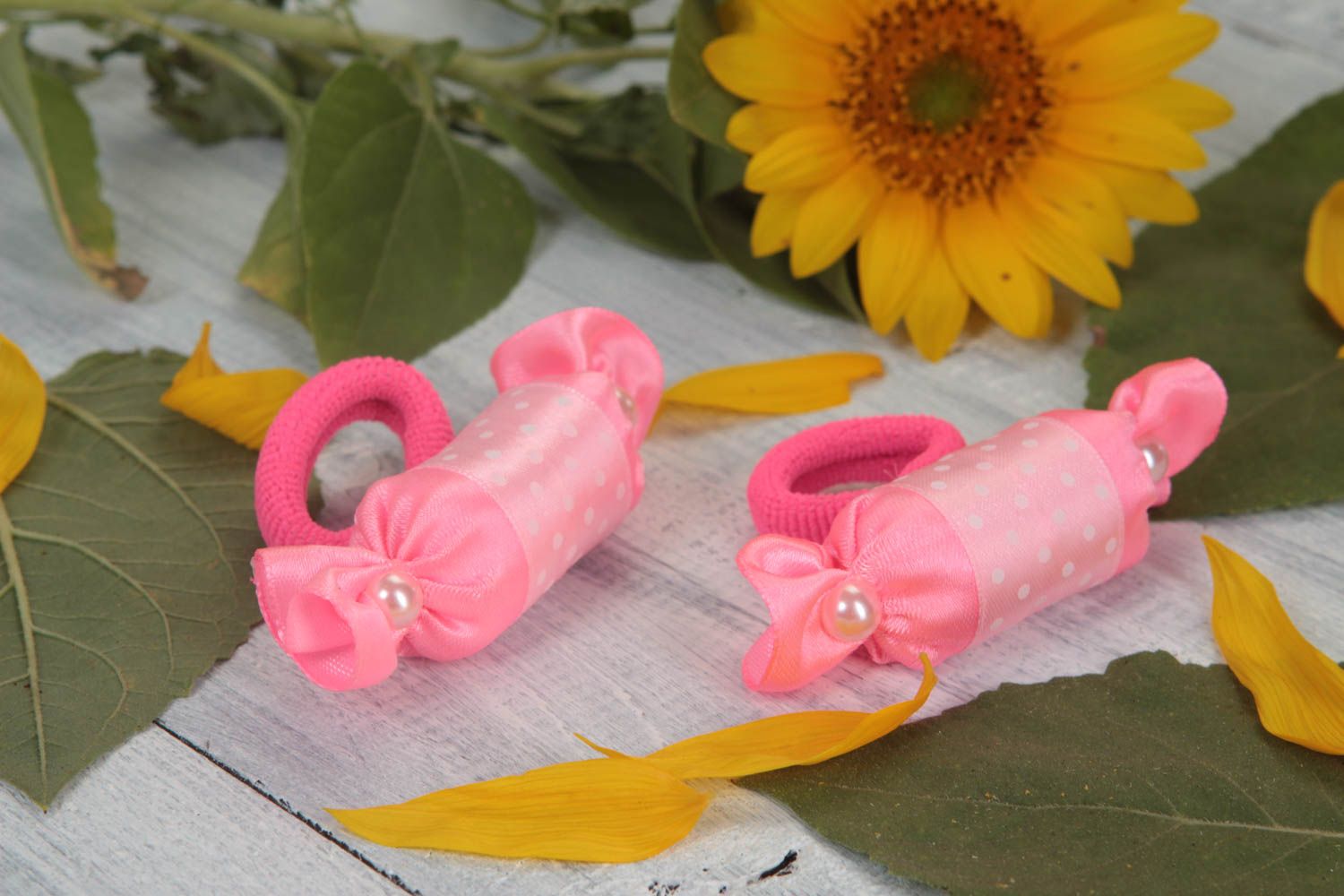 Детские резинки для волос из атласа в виде конфет набор 2 шт розовые хенд мейд фото 1