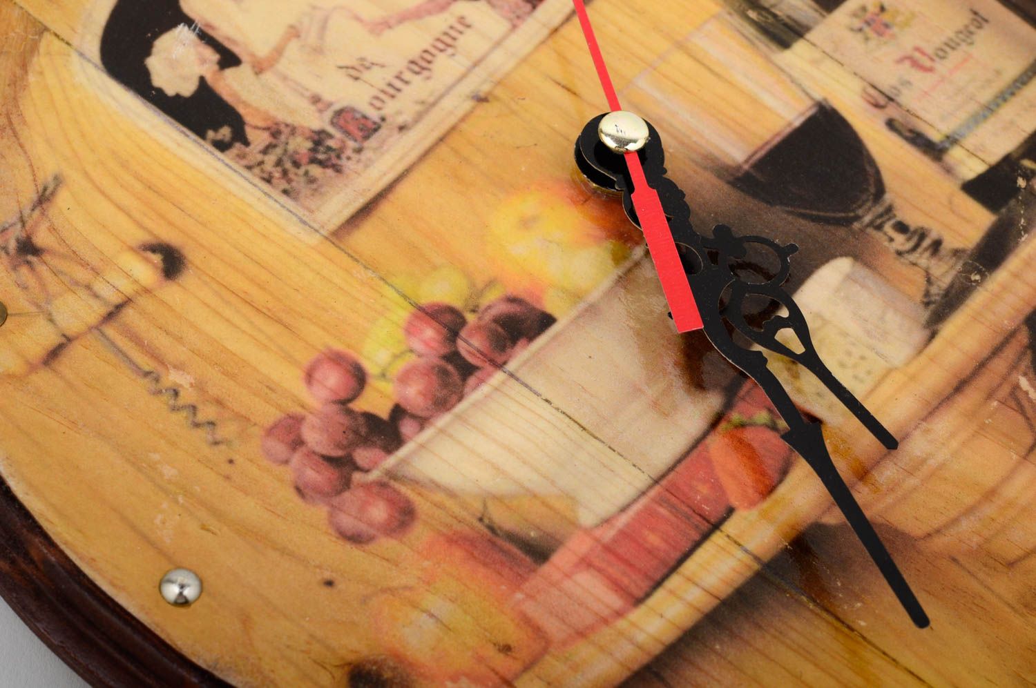 Настенные часы ручной работы часы на кухню из фанеры необычные часы с принтом фото 3