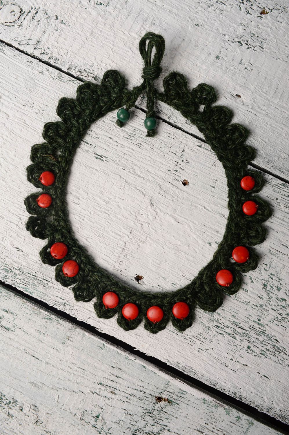 Crochet bead necklace with coral photo 4