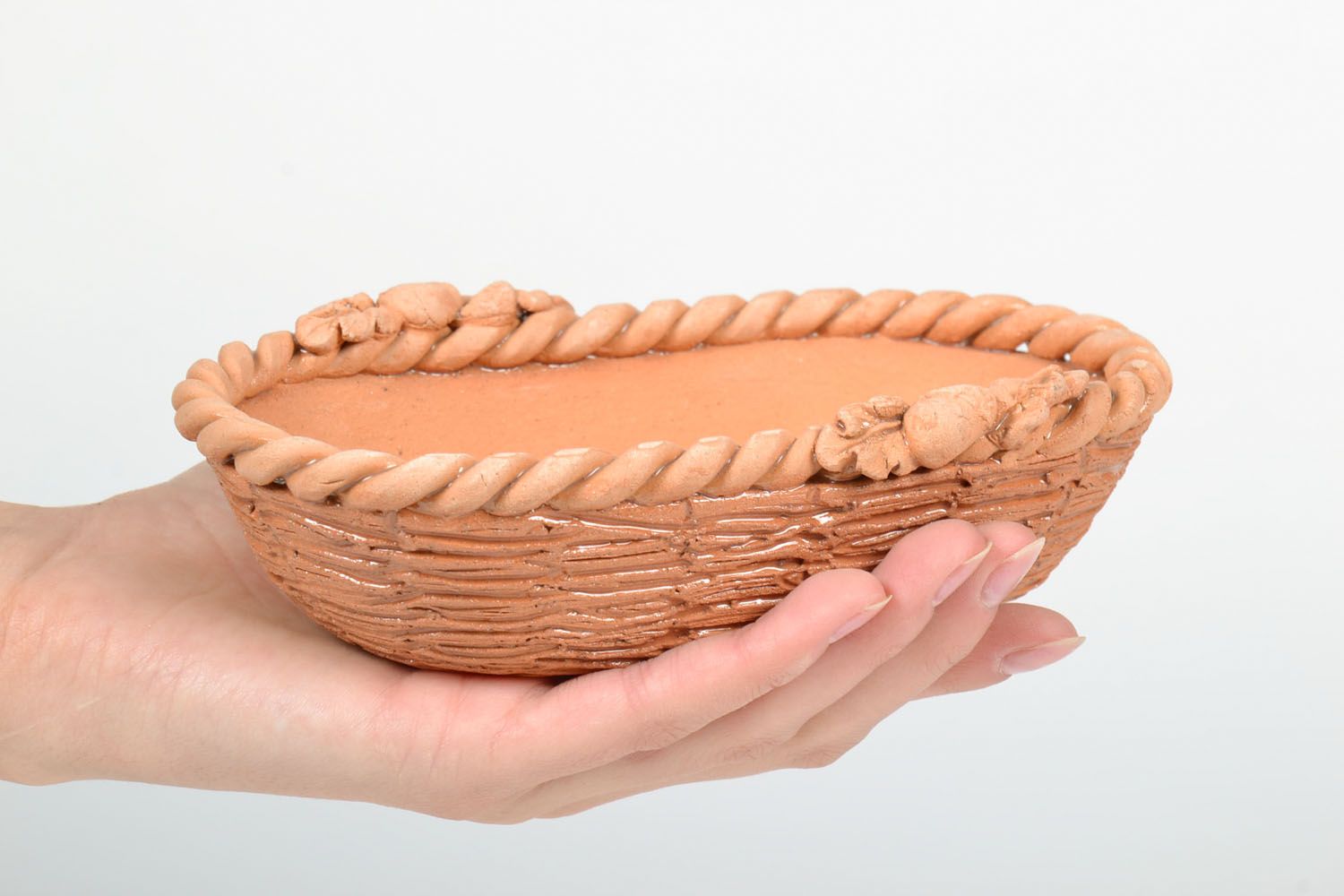 Small ceramic basket for little things photo 5