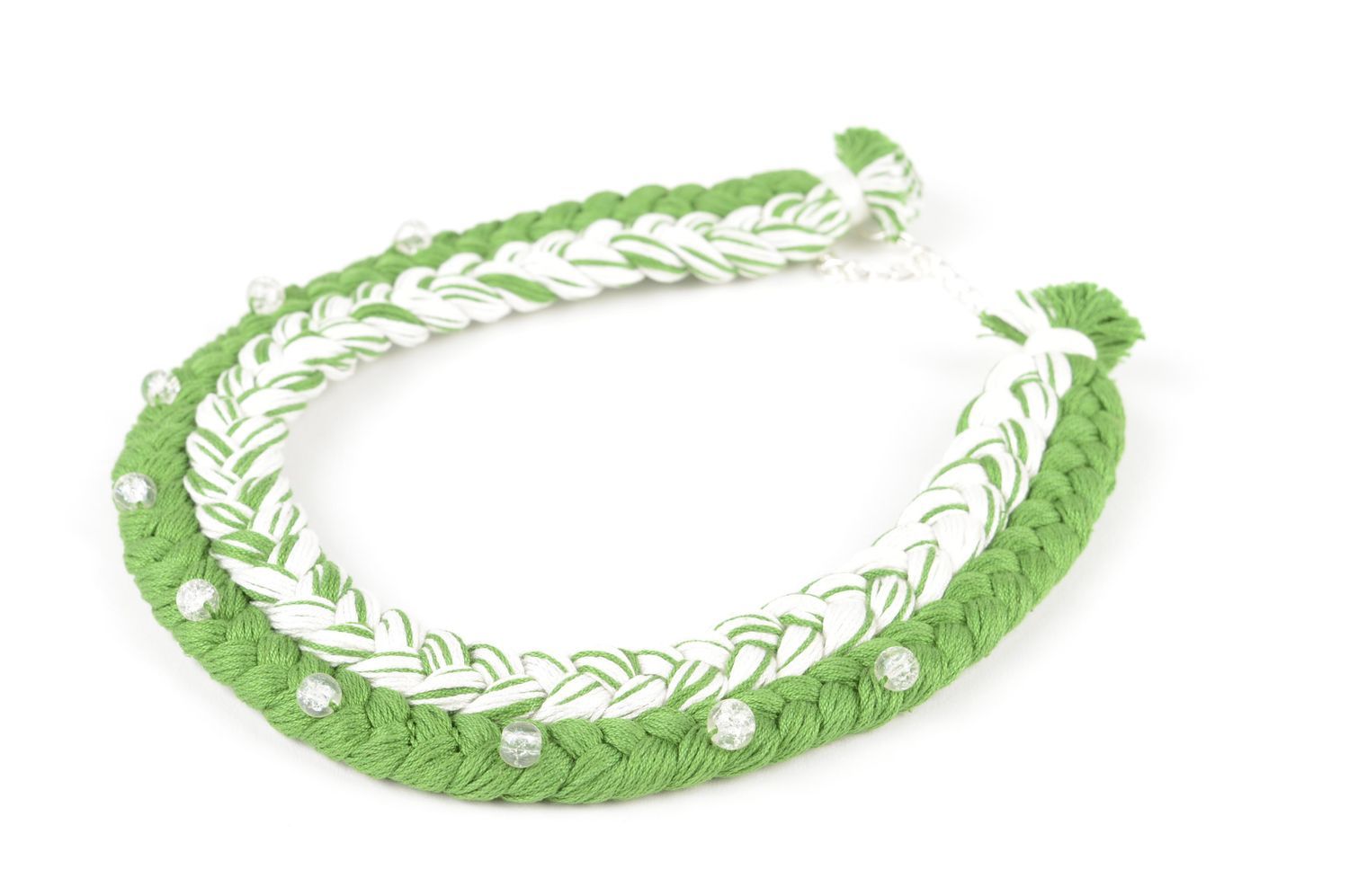 Collier textile Bijou fait main en vert et blanc tressé Cadeau femme design photo 4
