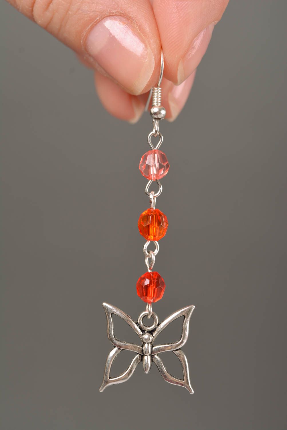 Lange Ohrringe aus Metall mit Glasperlen Schmetterlinge Künstler Handarbeit foto 2