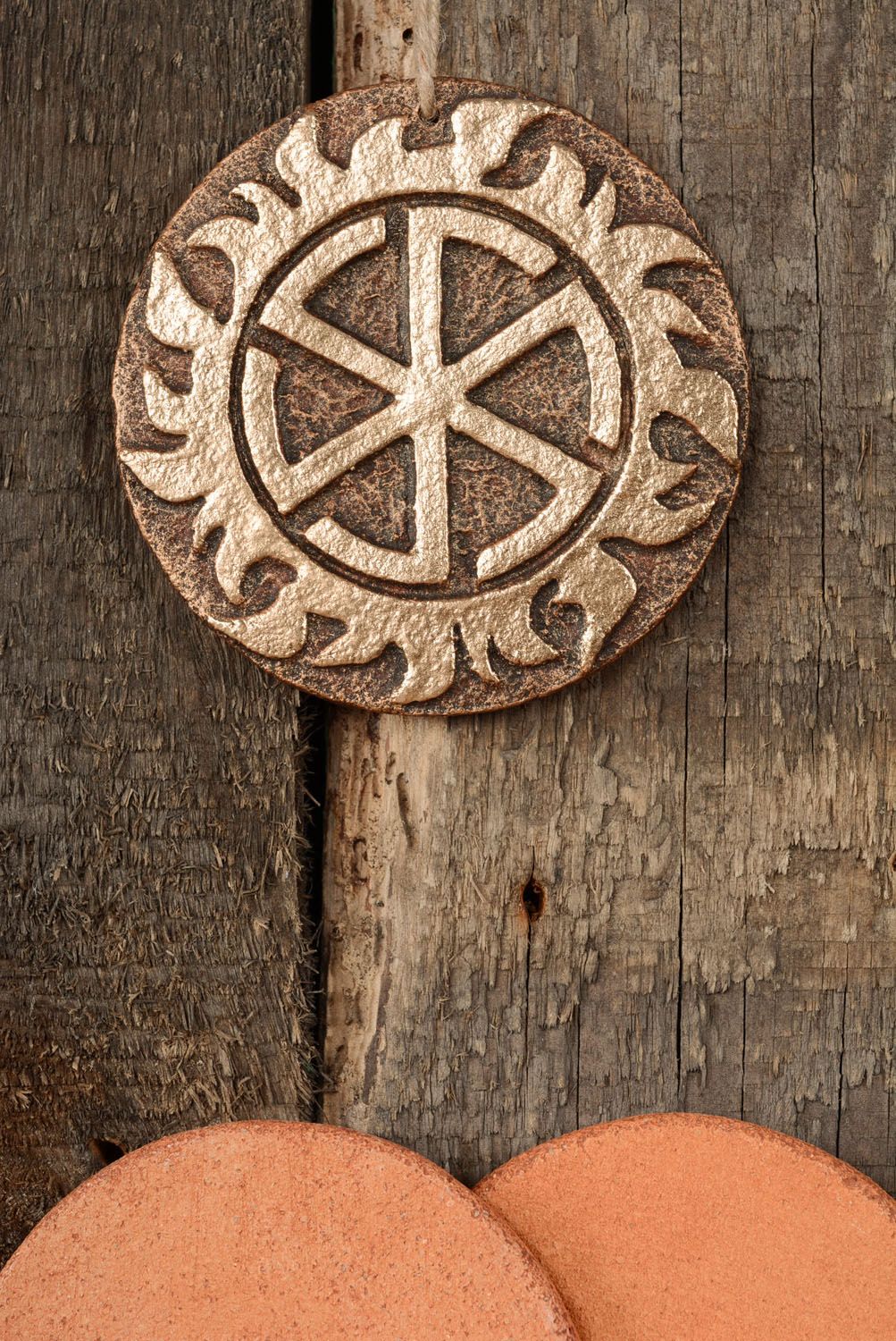Colgante de arcilla Amuleto Gromovyk foto 4