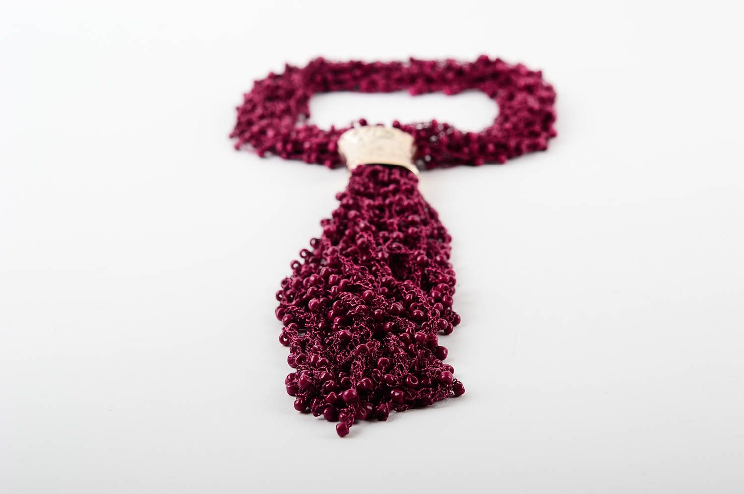 Колье из бисера украшение ручной работы ожерелье из бисера и ниток фиолетовое фото 3