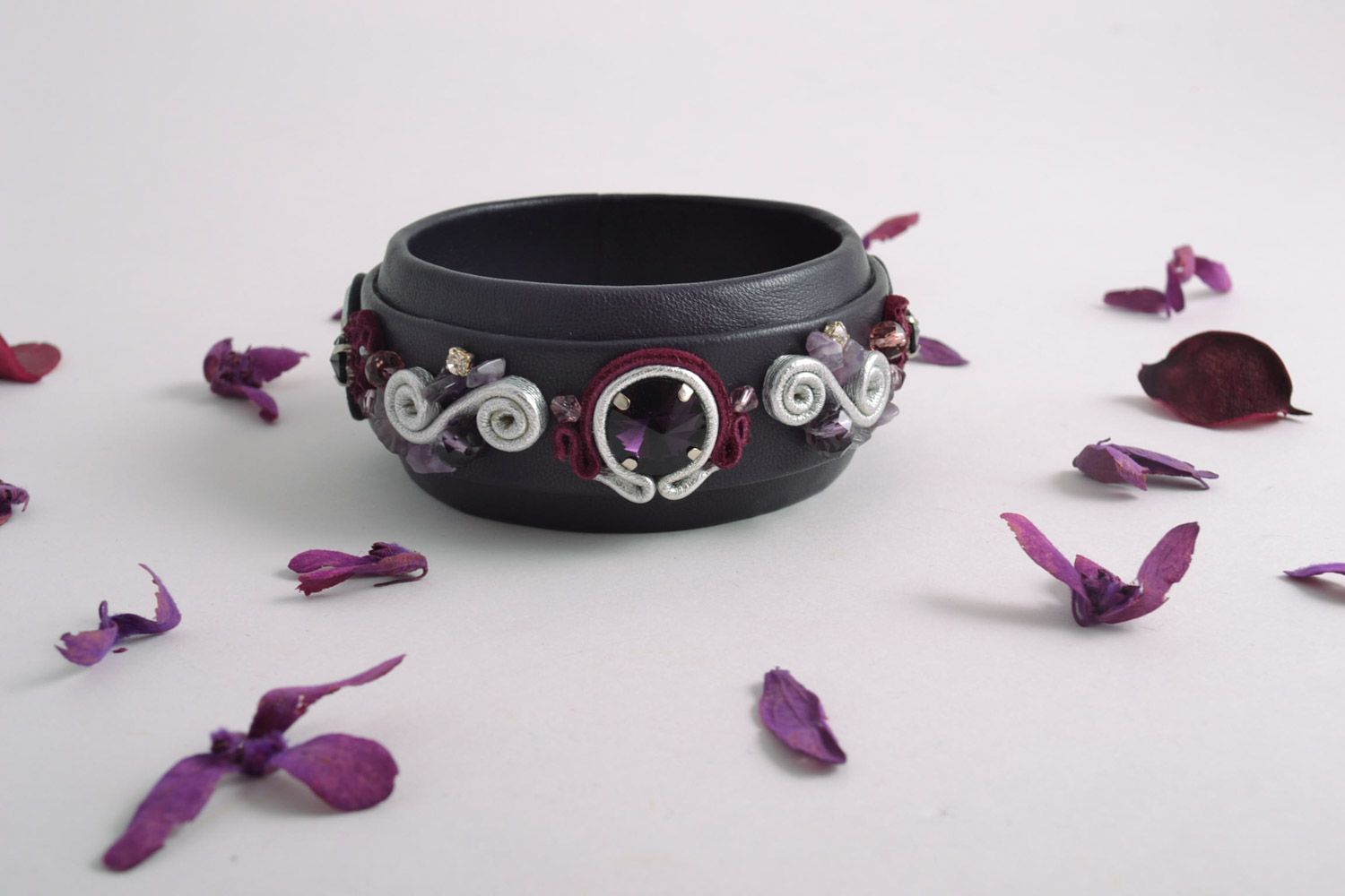 Handmade leather bracelet with natural stone crystal and rhinestones of dark color photo 1
