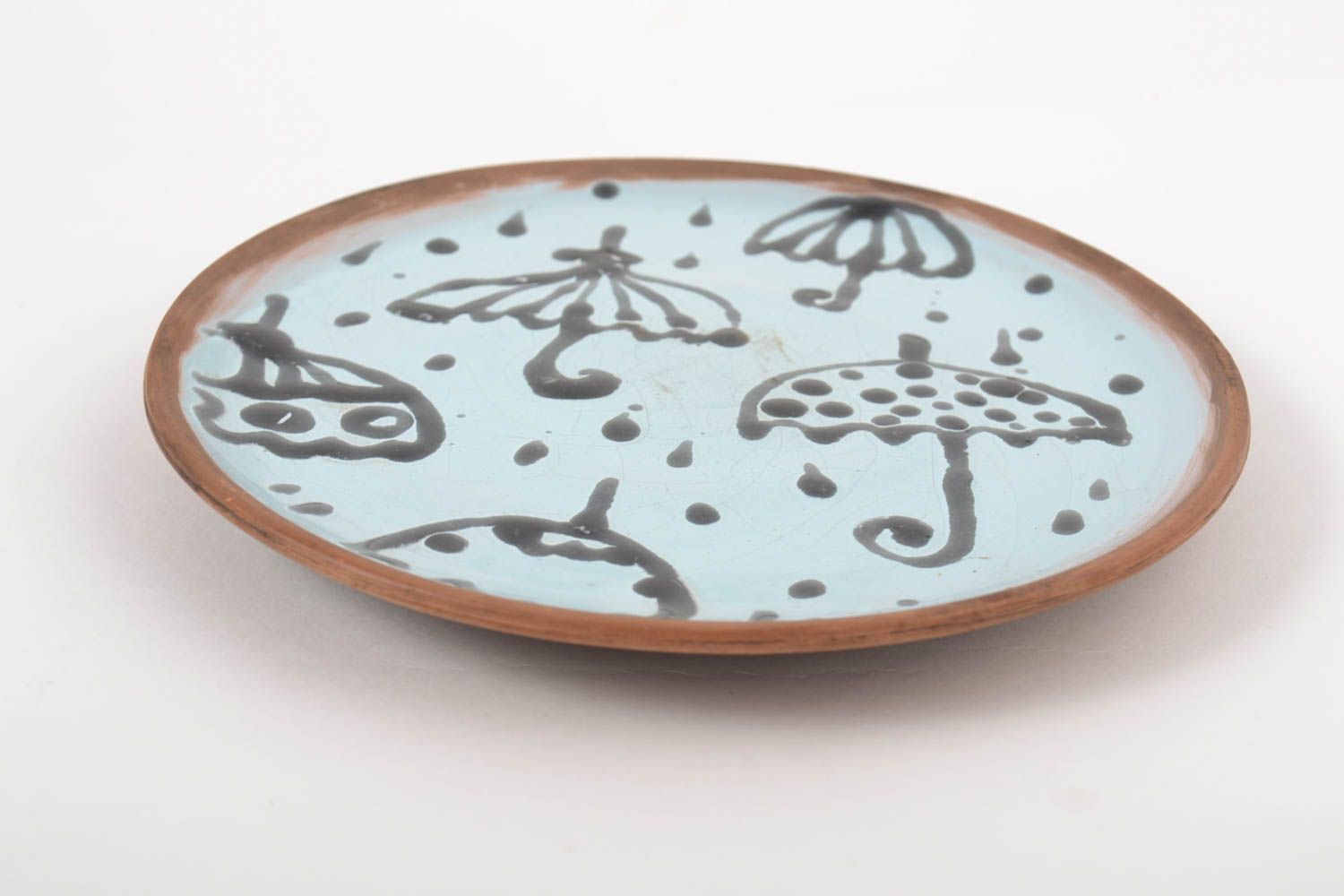 Керамика ручной работы глиняная тарелка с зонтиками глиняная посуда оригинальная фото 2