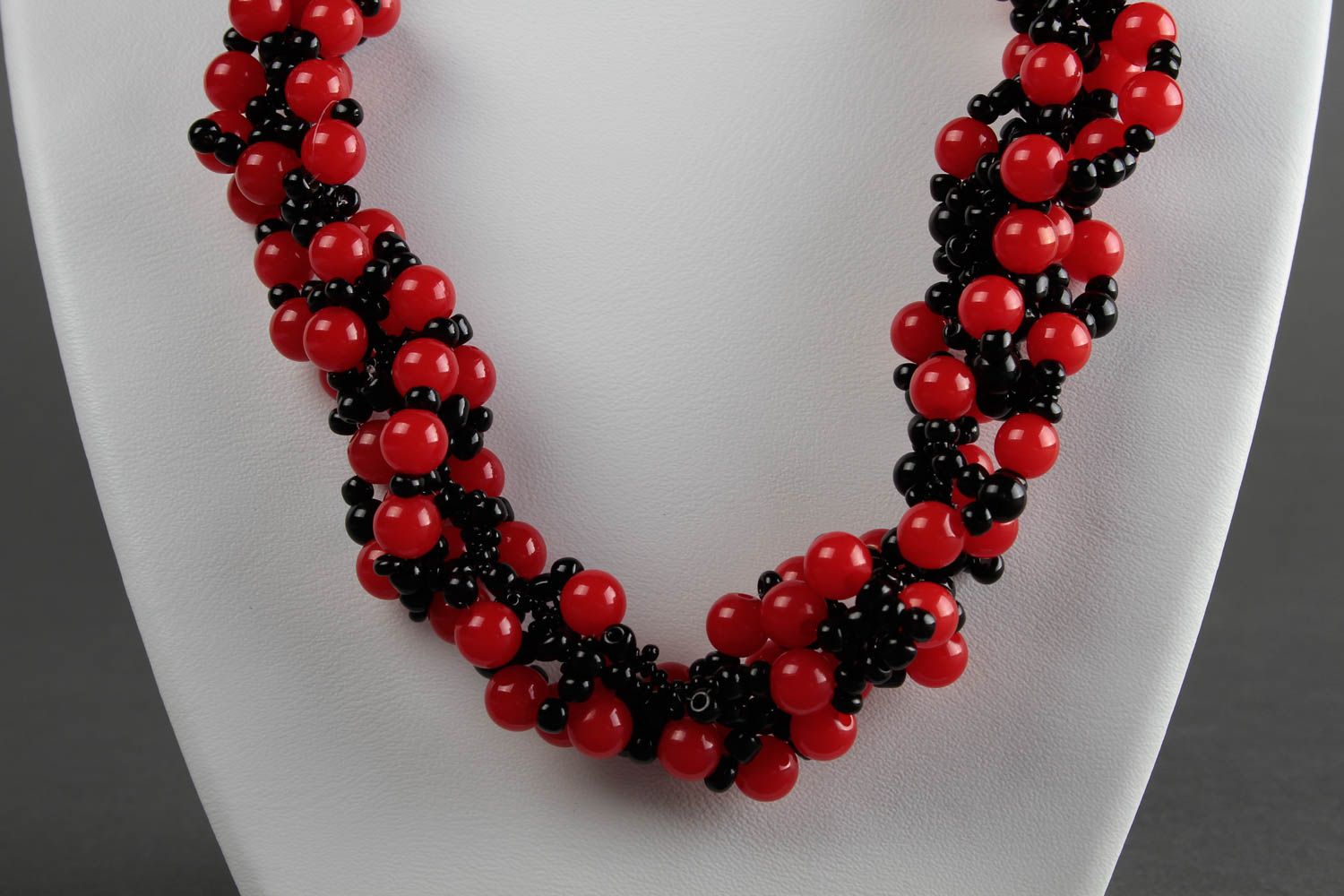 Handmade beautiful beaded necklace red and black necklace evening jewelry photo 1
