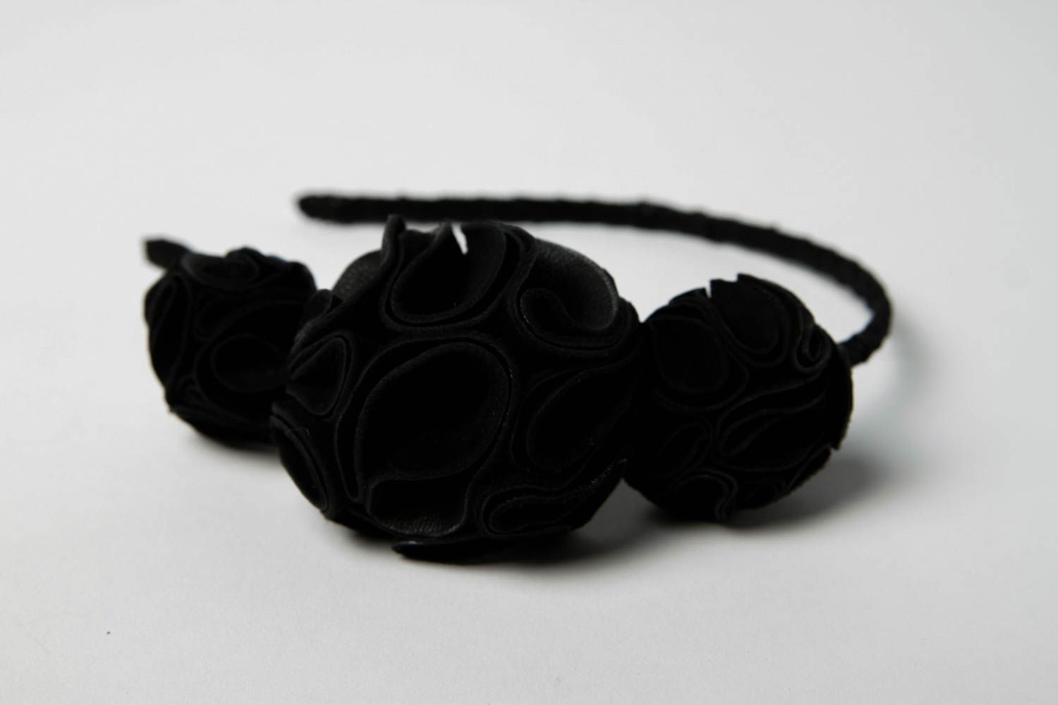 Handmade Blumen Haarreif Haarschmuck Blüten Frauen Geschenk in Schwarz  foto 3