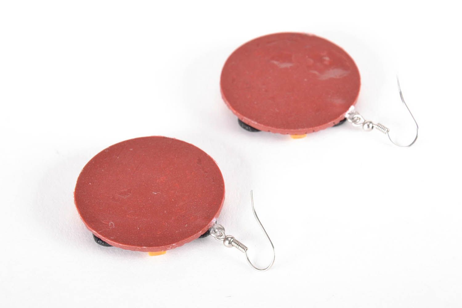 Round earrings with ornament photo 2
