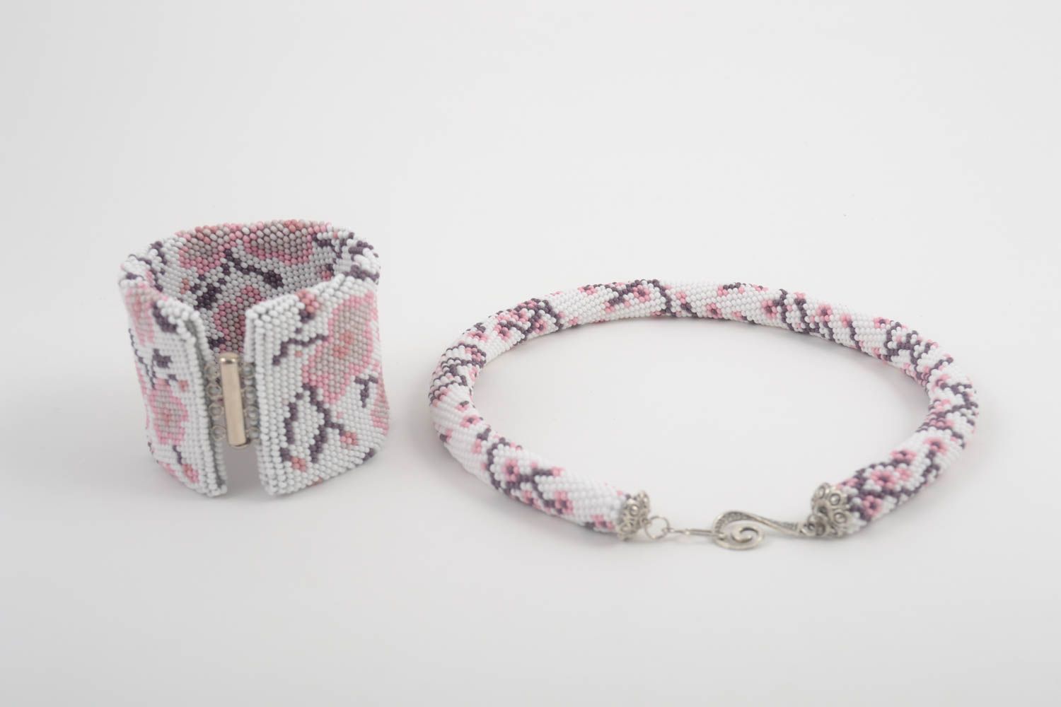 Elegant unusual necklace handmade stylish accessories beautiful bracelet
 photo 2