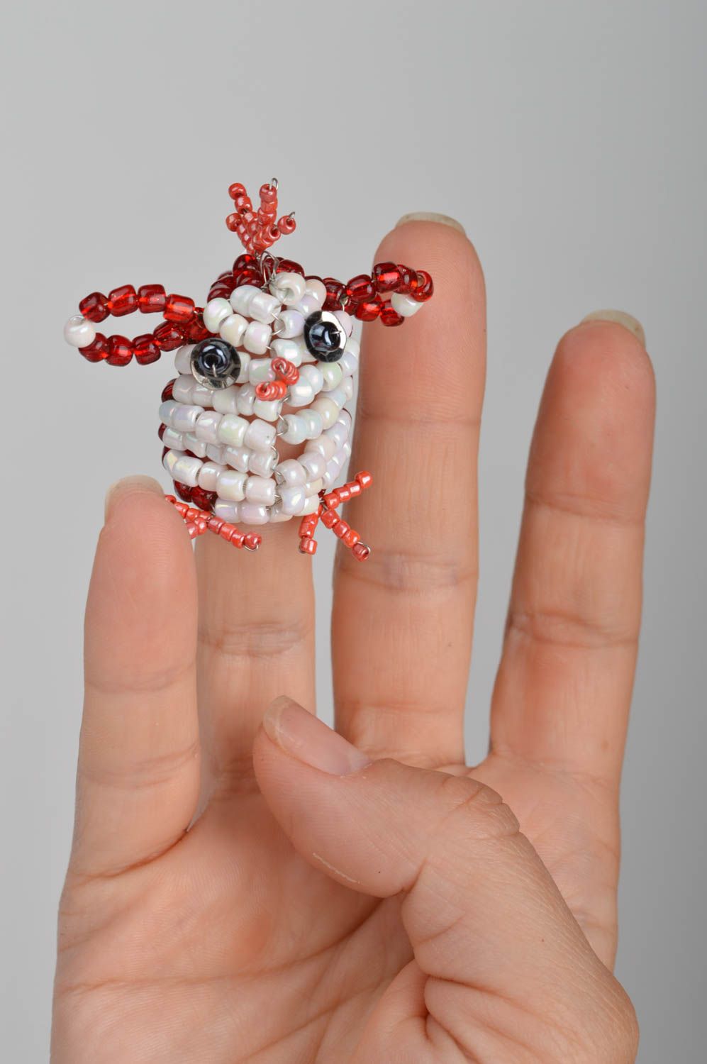Cute designer funny handmade unusual finger toy chicken made of beads  photo 5