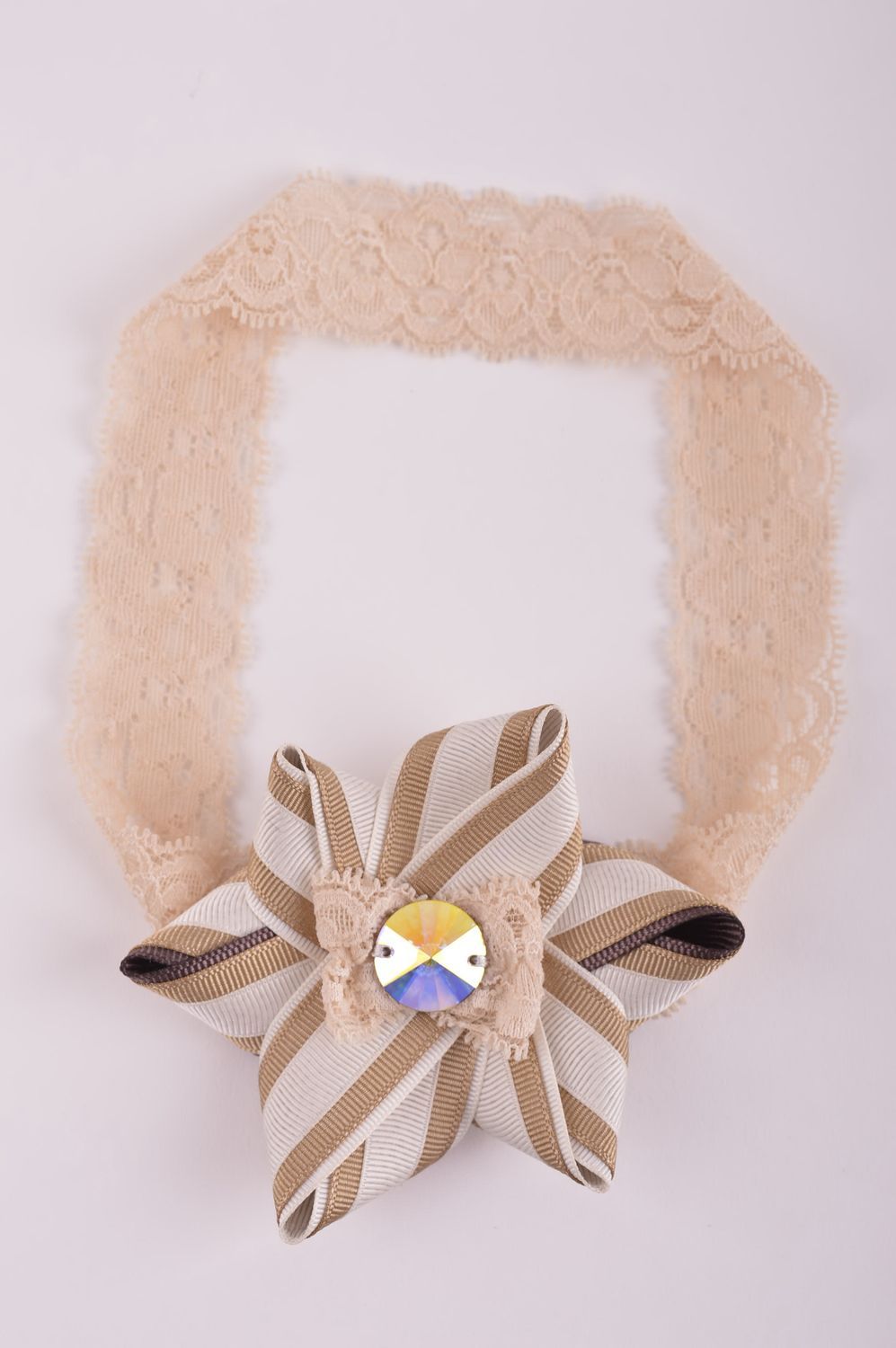 Dünnes Haarband Handgemachter Schmuck Accessoire für Haare Blumen Haarband beige foto 4