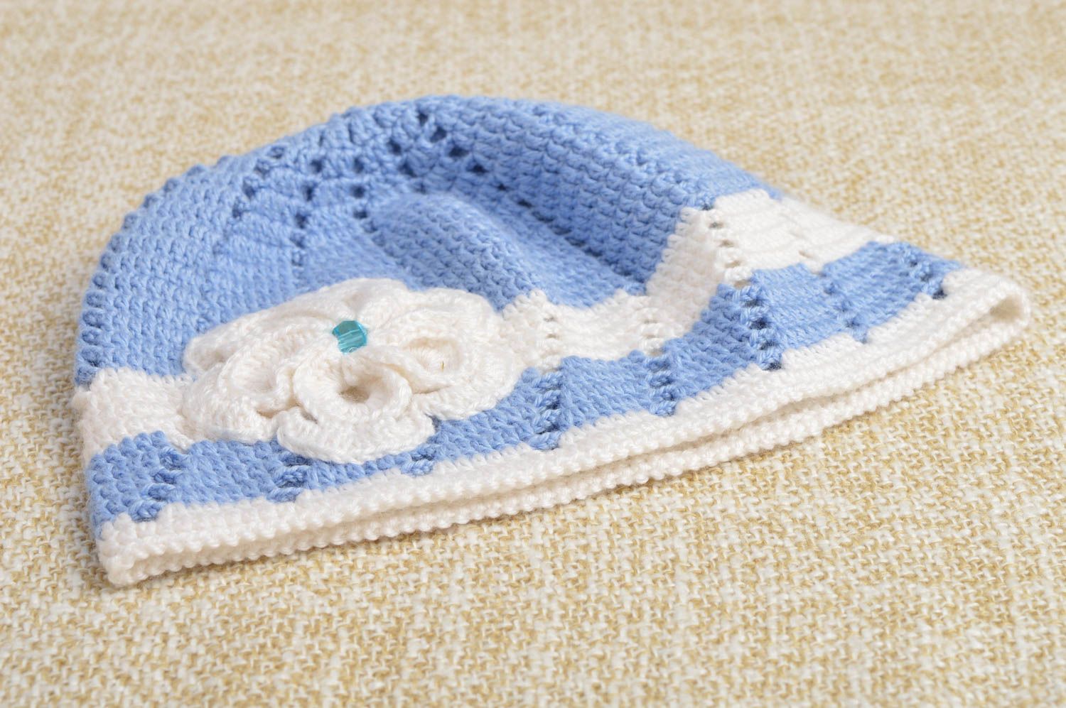 Bonnet tricot Chapeau au crochet fait main bleu clair blanc Vêtement fille photo 1