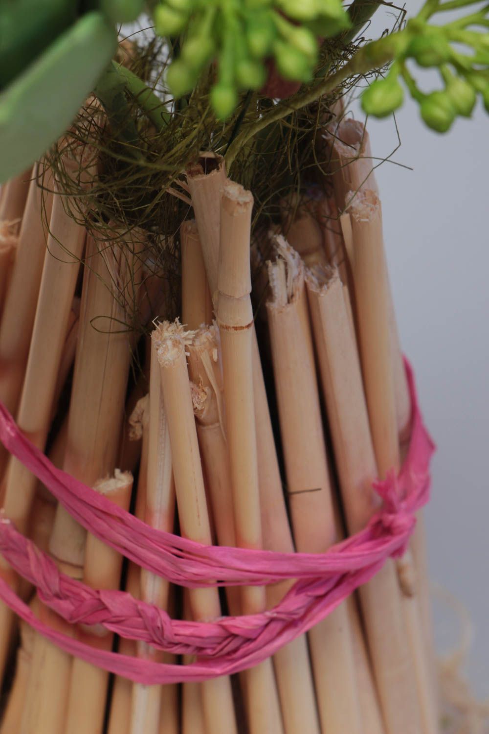 Fleurs en pâte polymère faites main composition décorative Bambou et artichaut photo 4