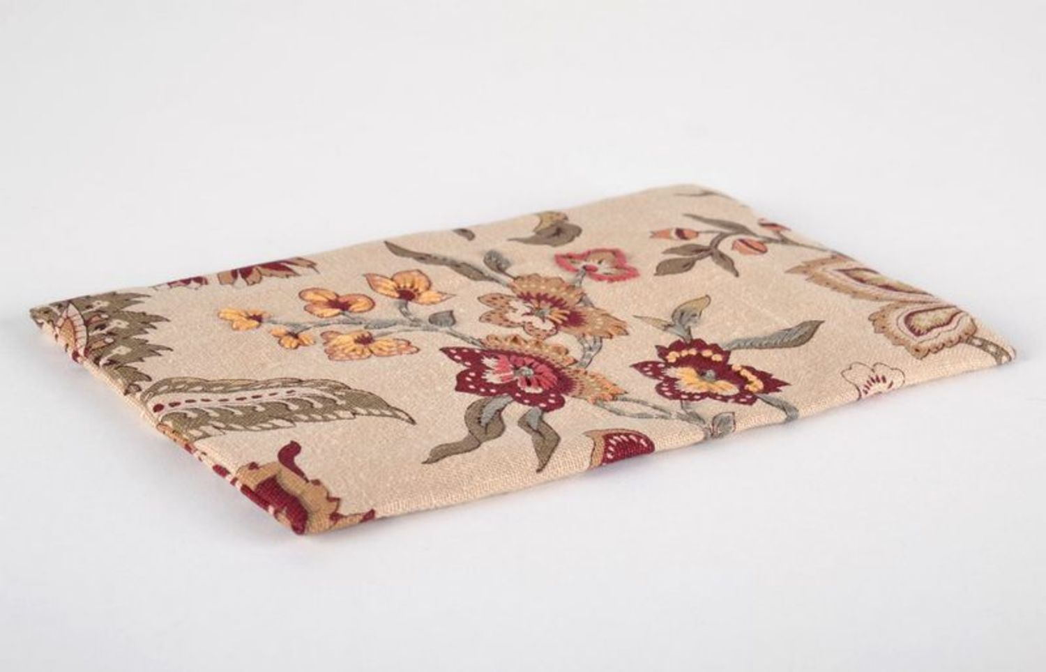 Beauty bag-clutch with floral pattern photo 3