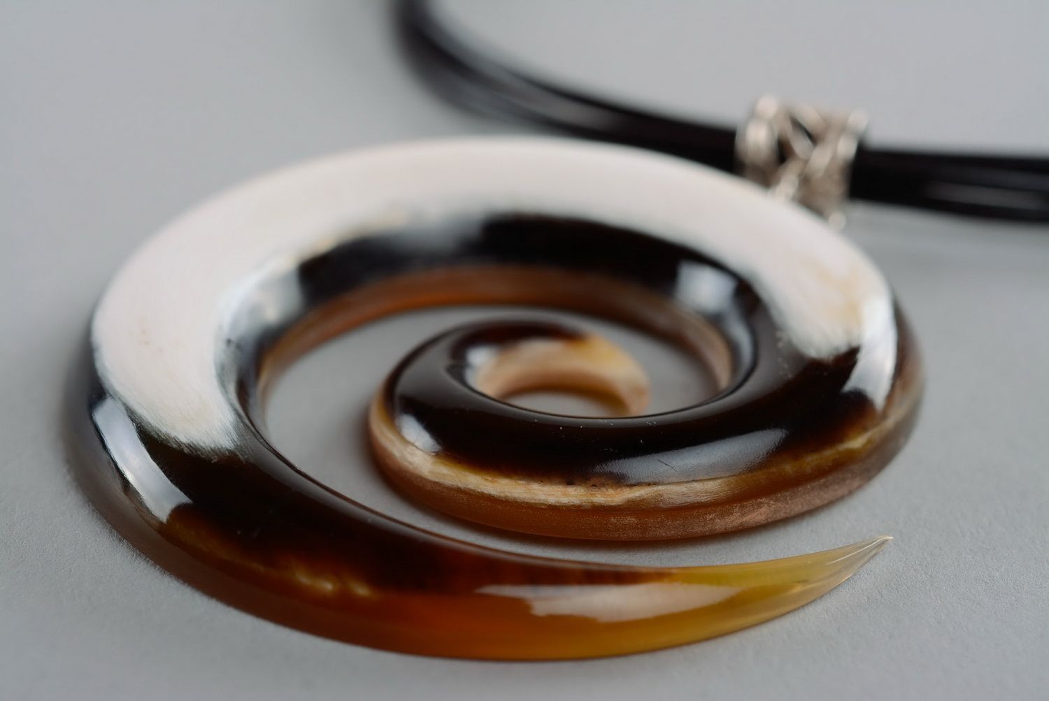 Pendant made of natural horn Snail photo 5