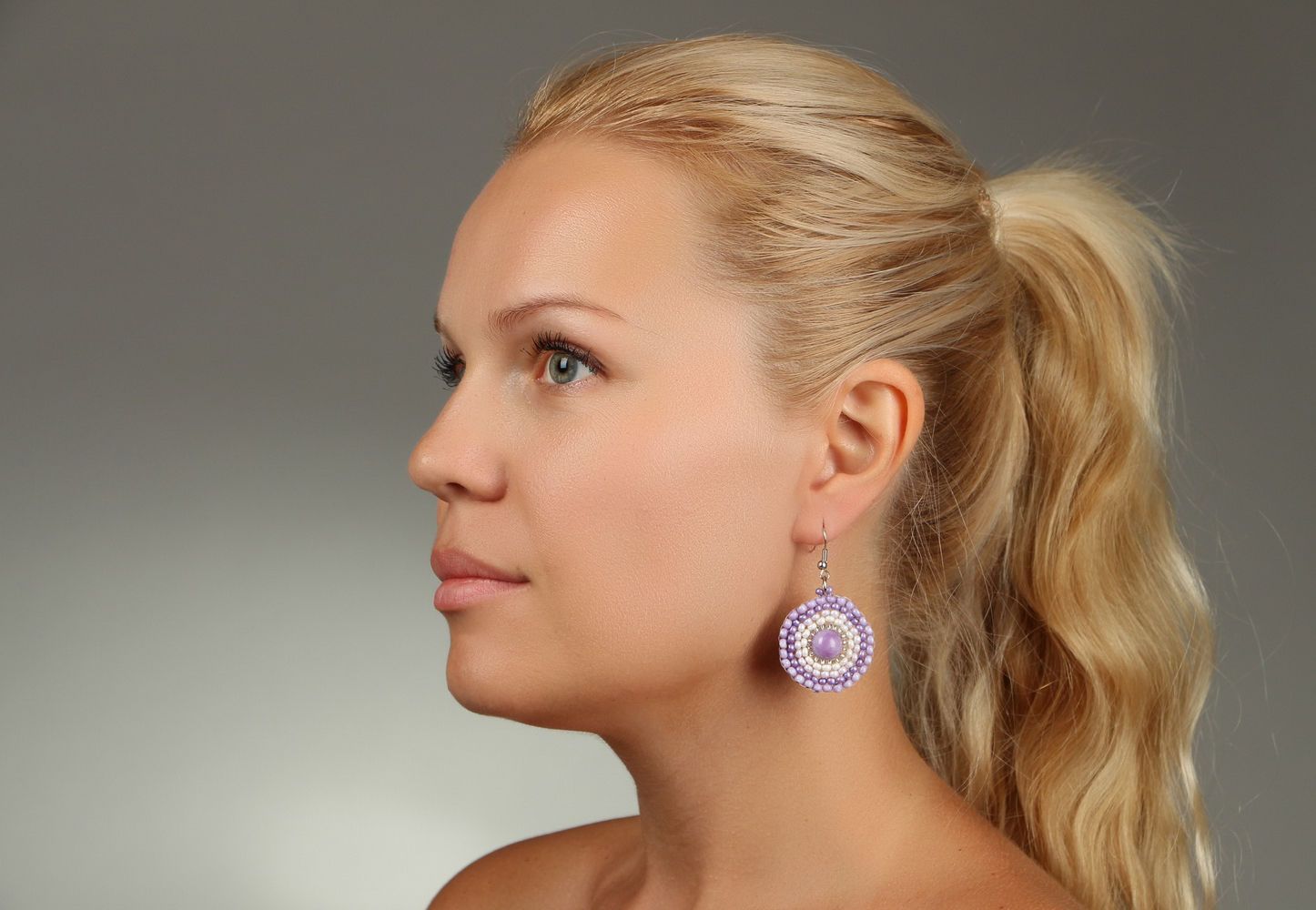 Round earrings with charoity photo 5