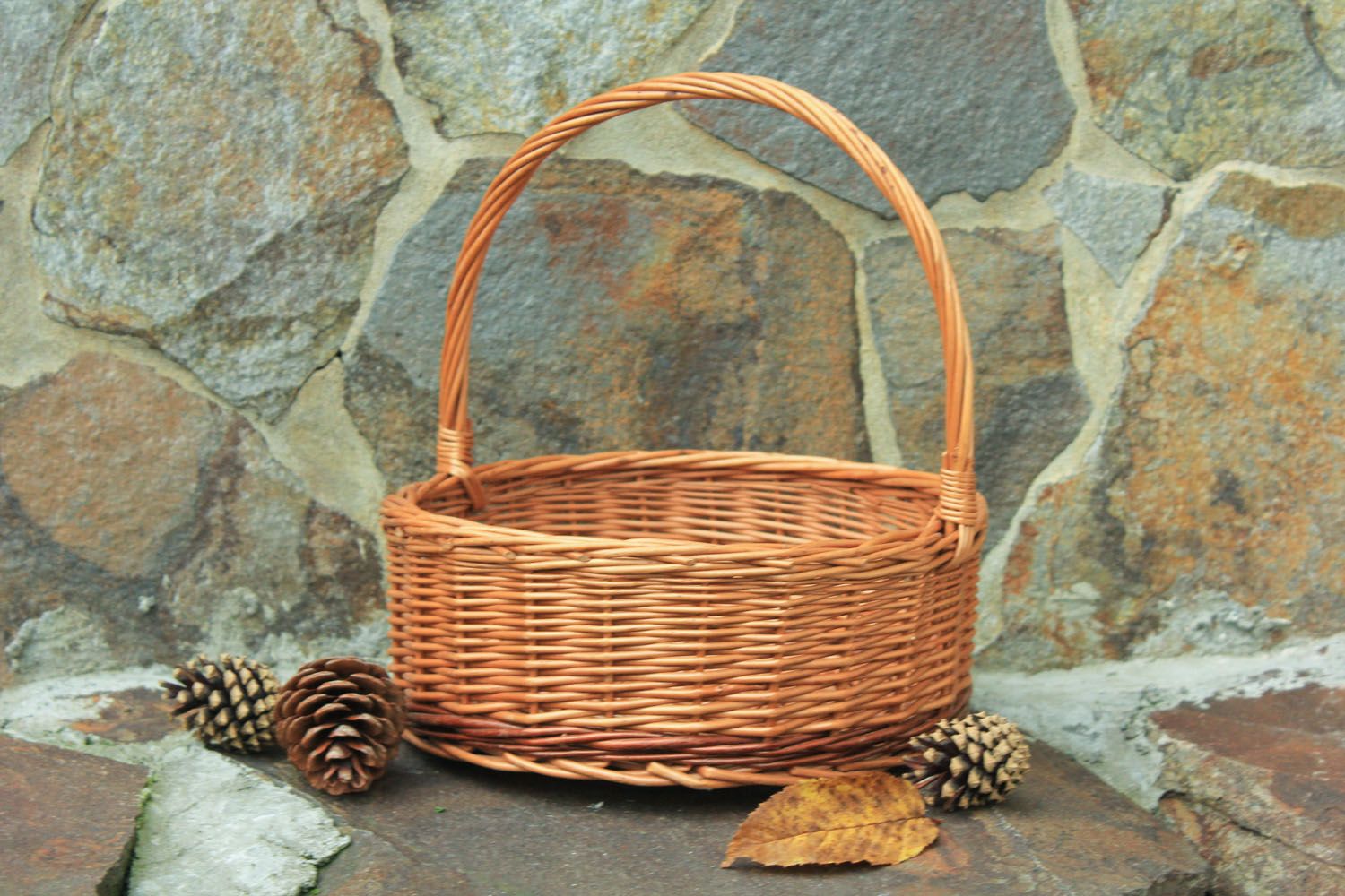 Basket with handle  photo 1