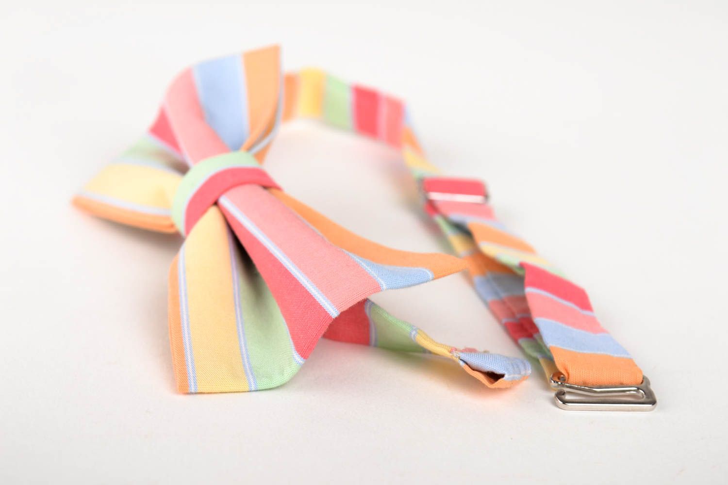Corbata de lazo artesanal pajarita moderna multicolor accesorio unisex foto 4