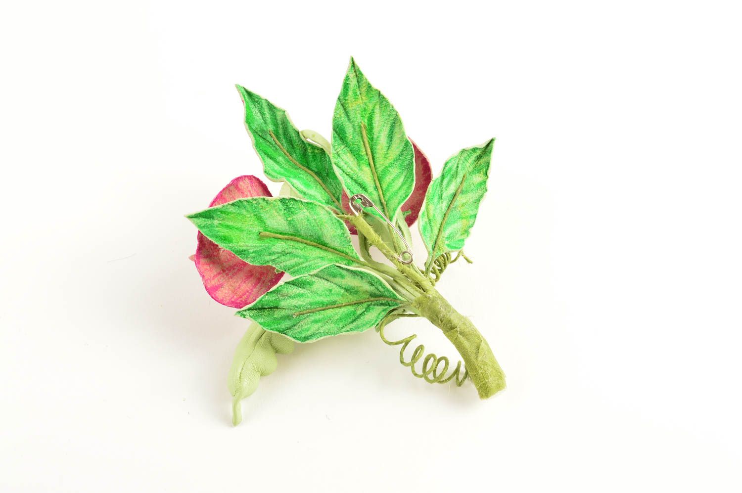 Broche fleur cosse Bijou fait main en cuir et soie design original Cadeau femme photo 4