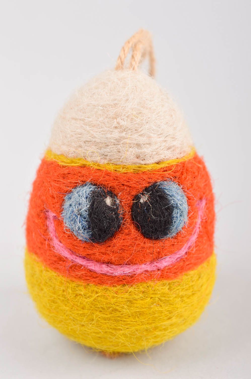 Валяная игрушка ручной работы декор на стену игрушка из шерсти Яйцо с глазами фото 2