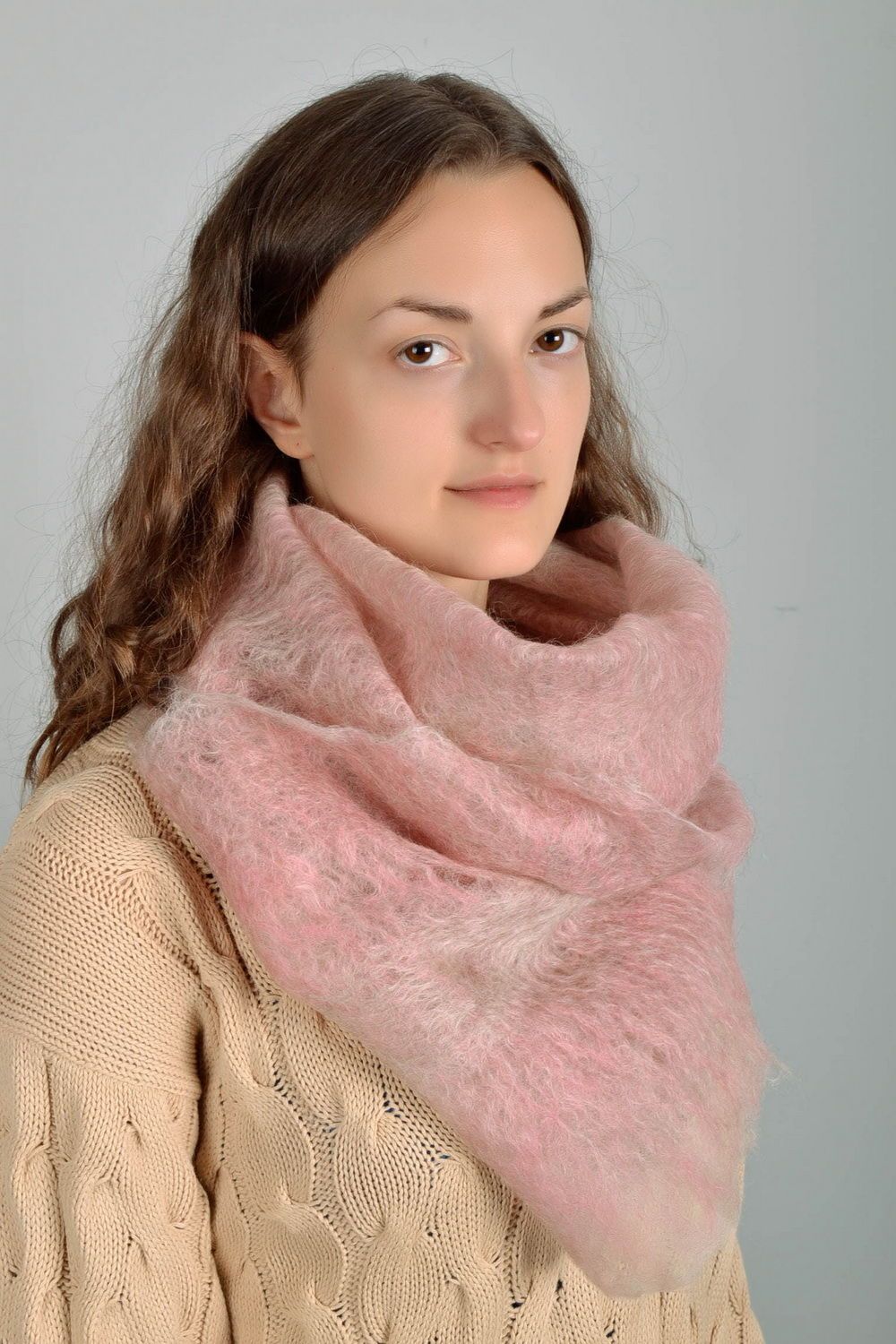 Woolen scarf, pink Cobweb photo 1