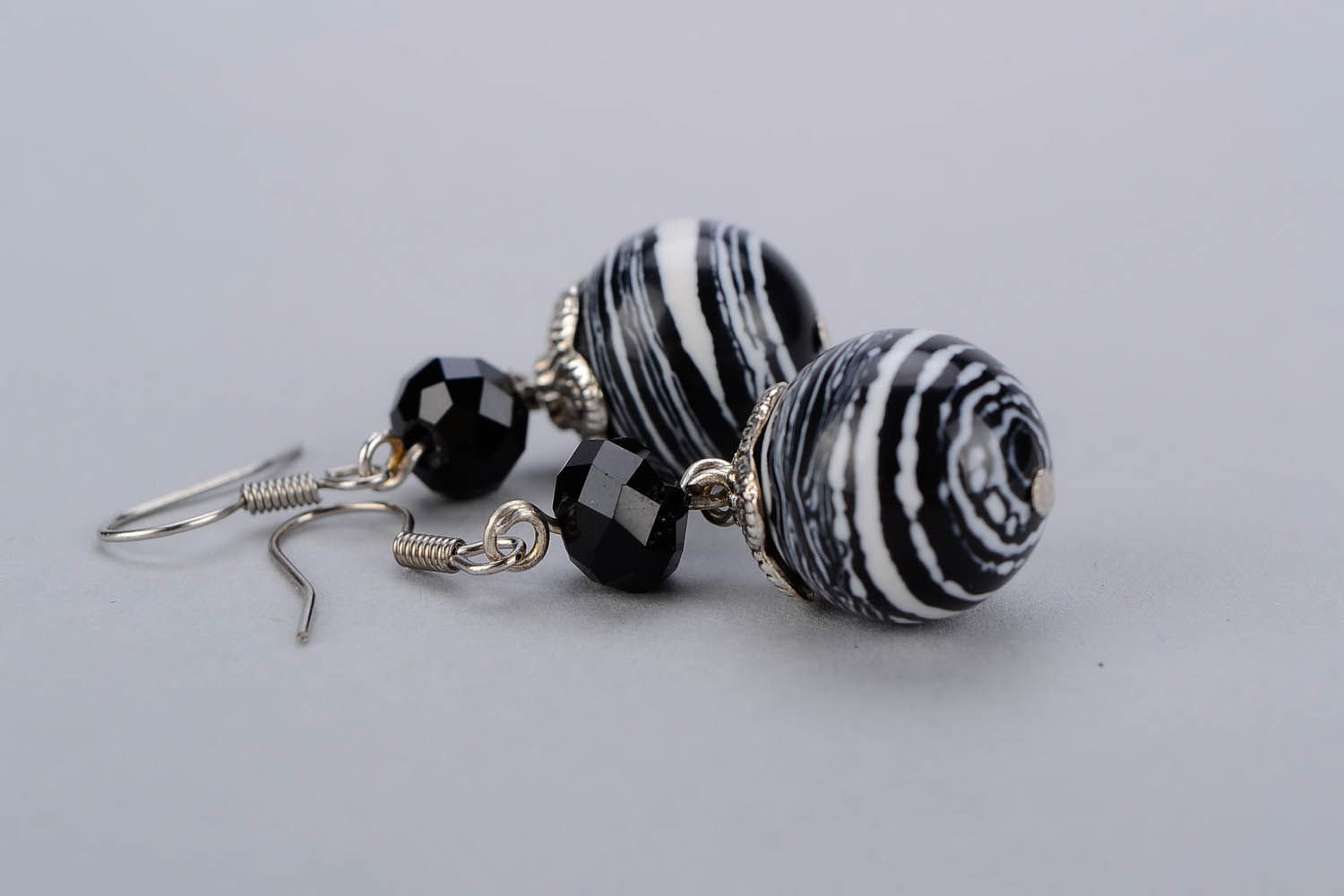 Earrings Balls with white and black agate photo 3