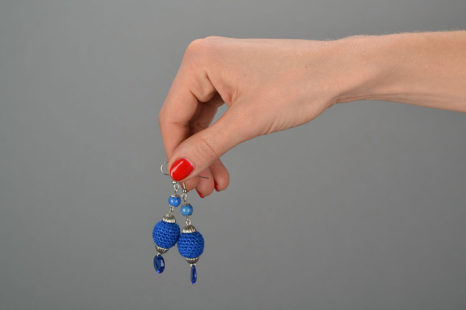 Blue earrings with pendants photo 2
