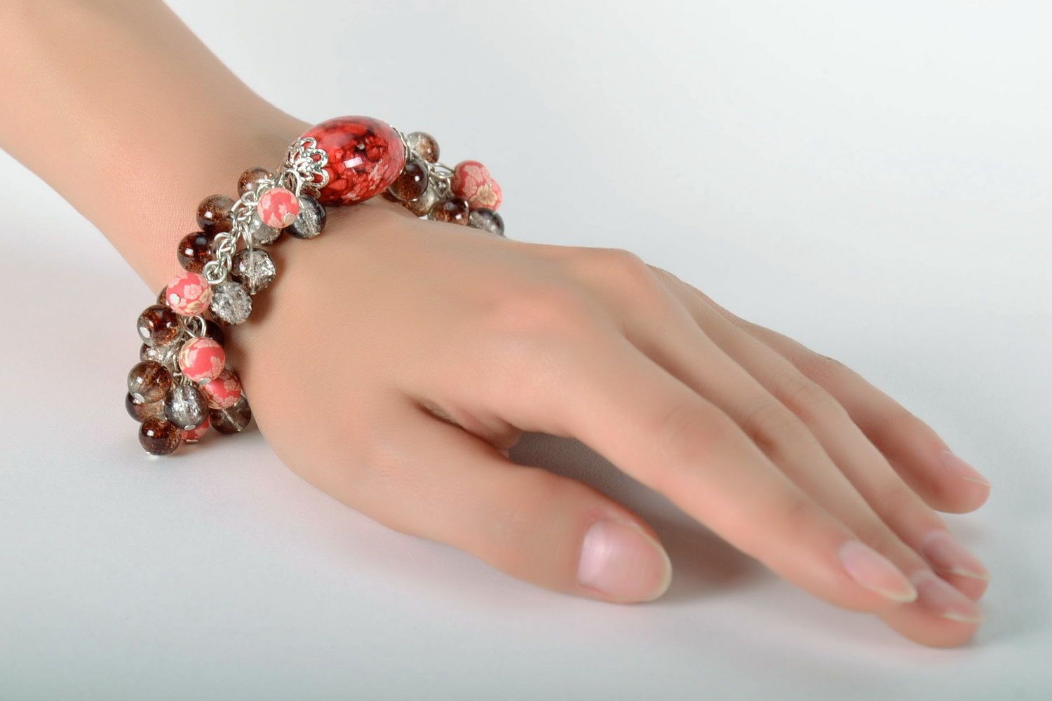 Bracelet fait main en perles de verre et pierre artificielle  photo 5