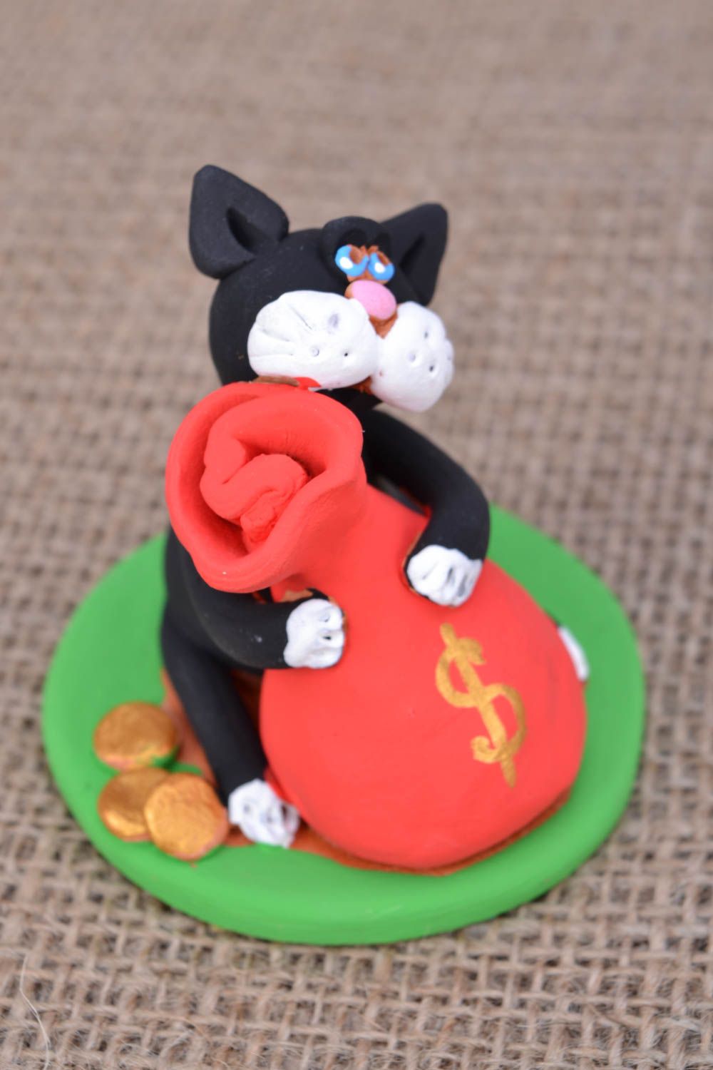 Ceramic figurine with painting Cat with Bag of Money photo 1