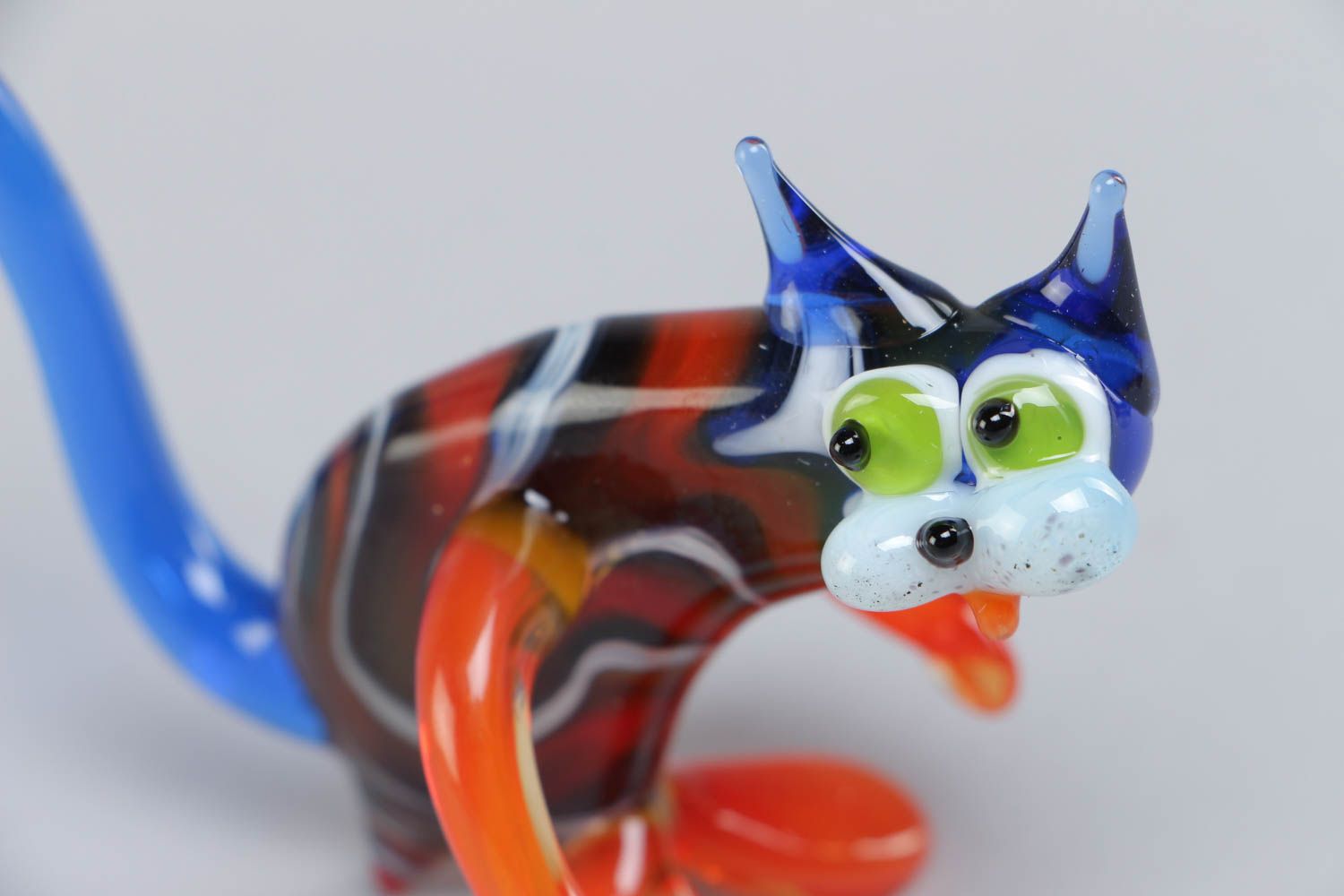 Figurine chat en verre au chalumeau faite main originale bleu-orange design photo 3