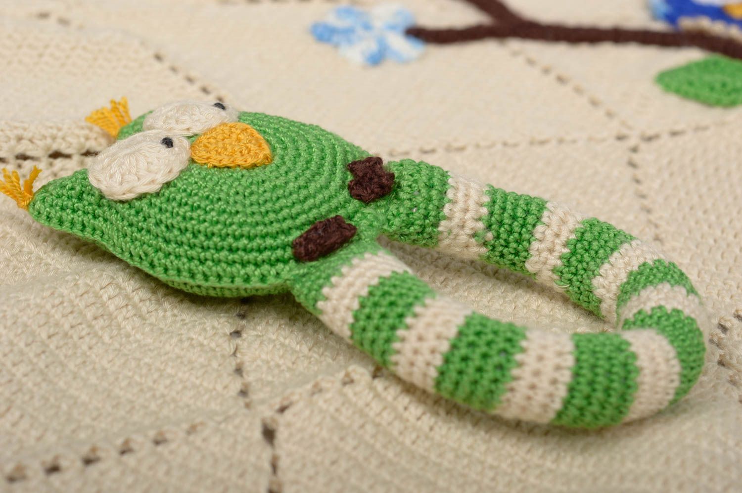 Couverture bébé Doudou hibou faits main tricotés au crochet Cadeau pour bébé photo 5