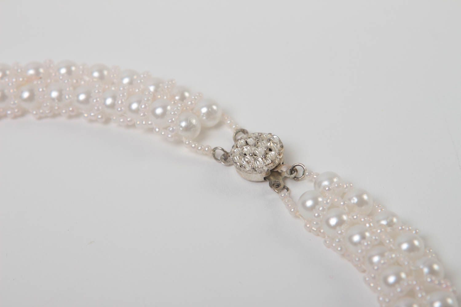 Collier perles rocaille fait main Bijou fantaisie Accessoire femme blanc photo 4