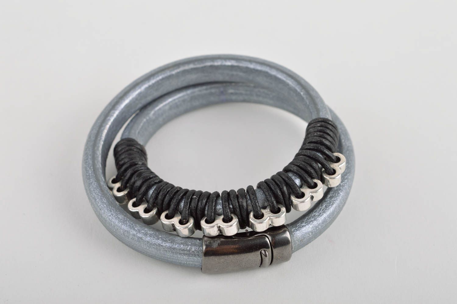 Handgemachter Schmuck Armband für Frauen Damen Halskette Schmuck aus Leder grau foto 5
