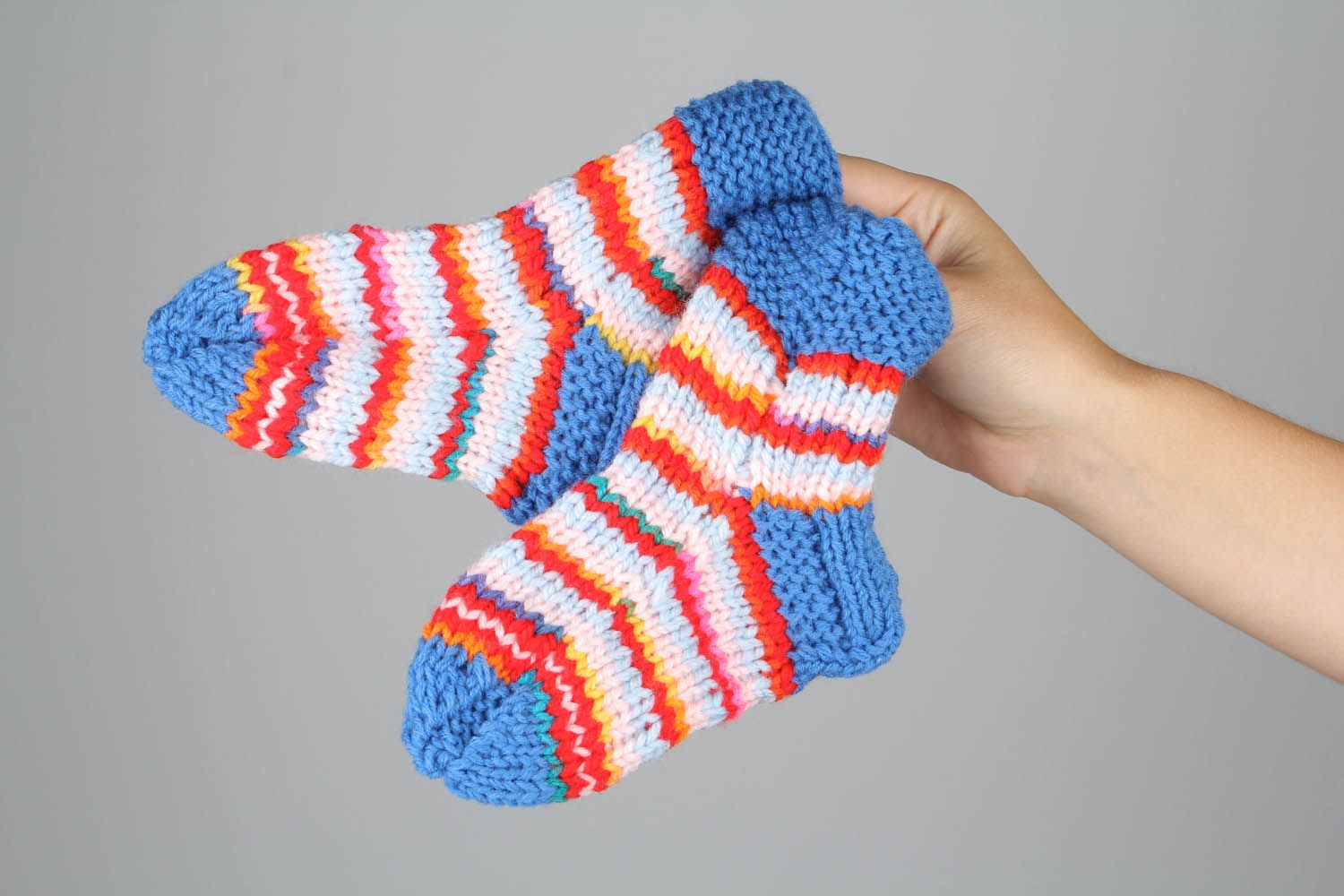 Meias para criança quentes de fios de lã tricotadas à mão  foto 5