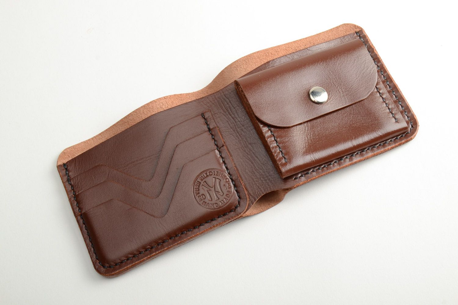 Handmade stylish designer brown genuine leather wallet with embossing for men photo 3
