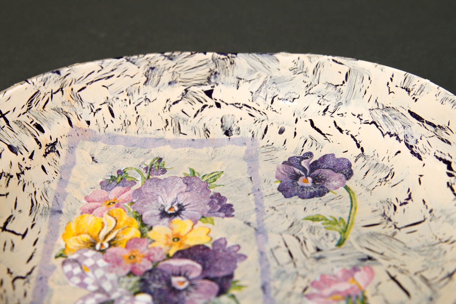 Подарочная тарелка handmade тарелка декупаж декоративная тарелка с цветочками фото 5