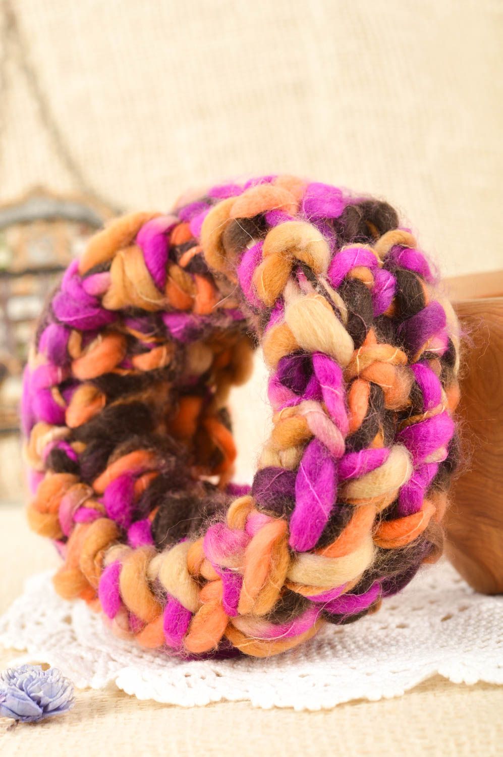 Bracelet textile Bijou fait main tricoté multicolore Accessoire femme original photo 1