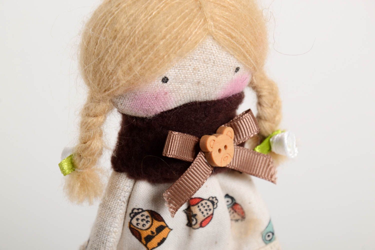 Handgemachte schöne auffallende Designer Puppe Stoff Spielzeug Deko Puppe grell foto 5