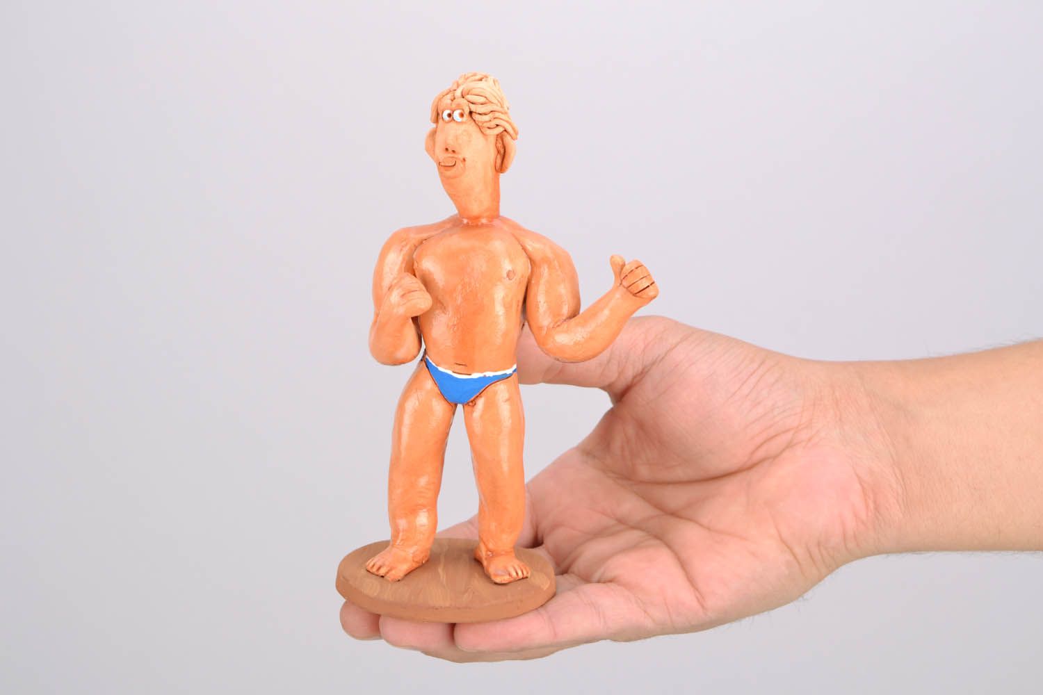 Statuetta buffa in argilla fatta a mano figurina decorativa in ceramica  foto 5