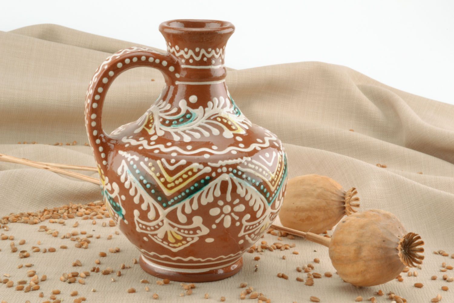 Jarro de cerâmica com pintura hutsul foto 1