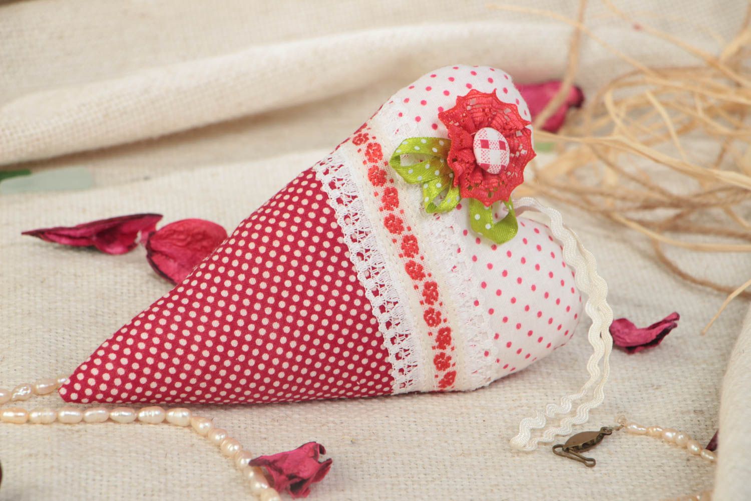 Colgante decorativo artesanal corazón de algodón de estilo provenzal foto 1