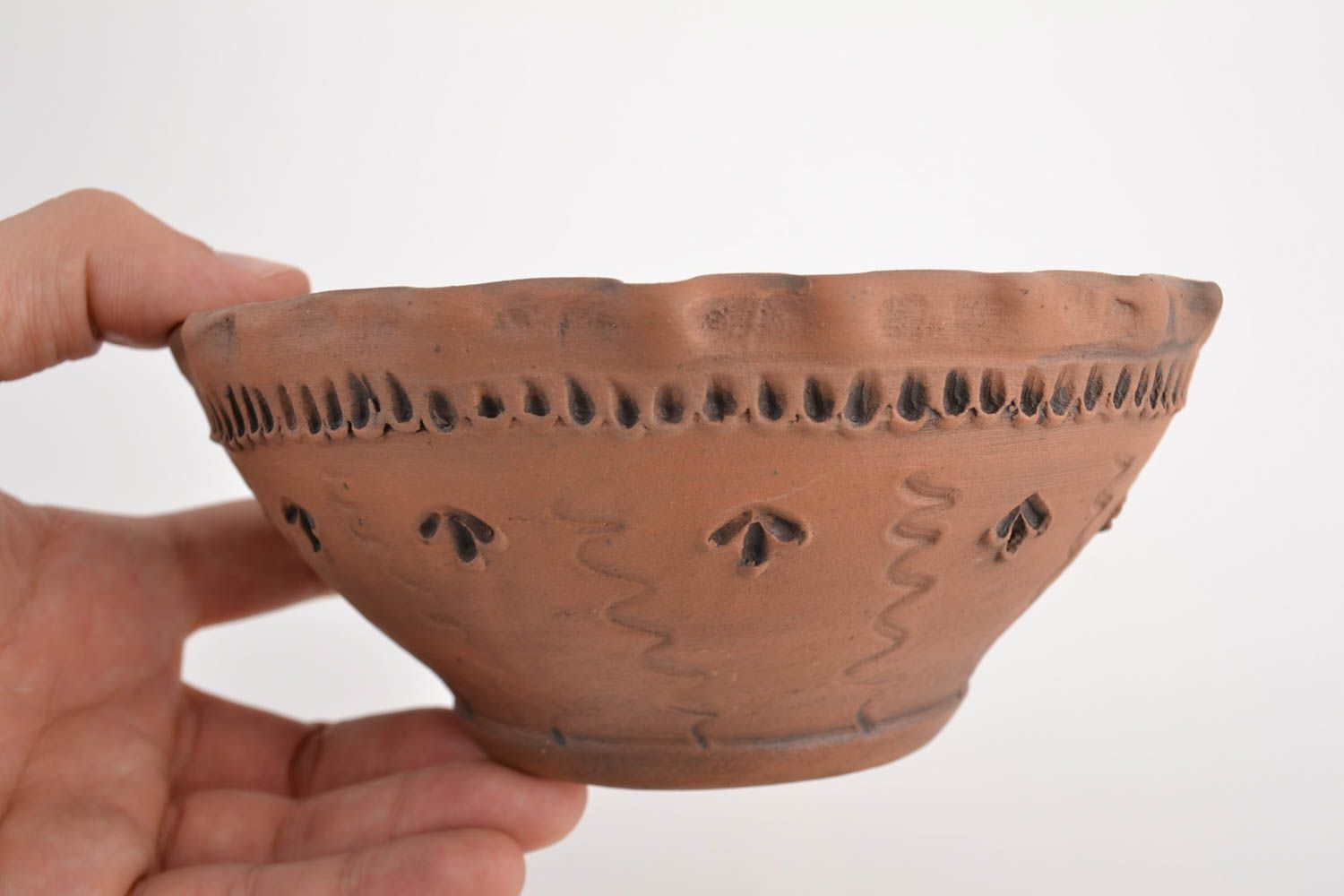 Beautiful brown handmade moled clay bowl 650 ml photo 2