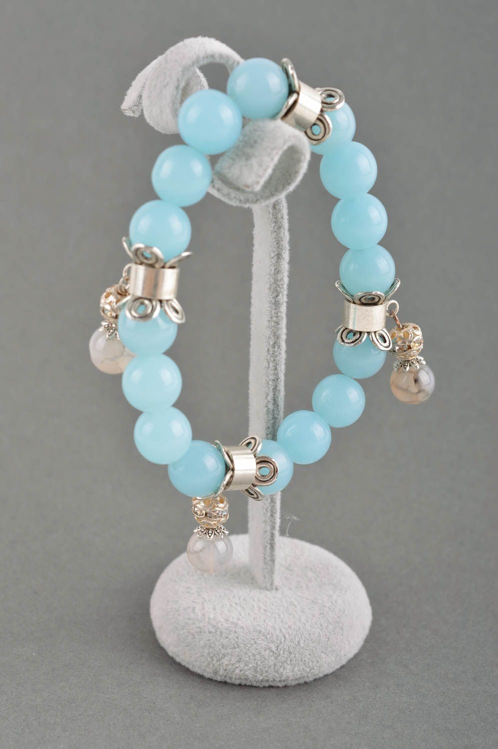 Bracelet en pierres Bijou fait main design bleu clair Accessoire femme photo 1