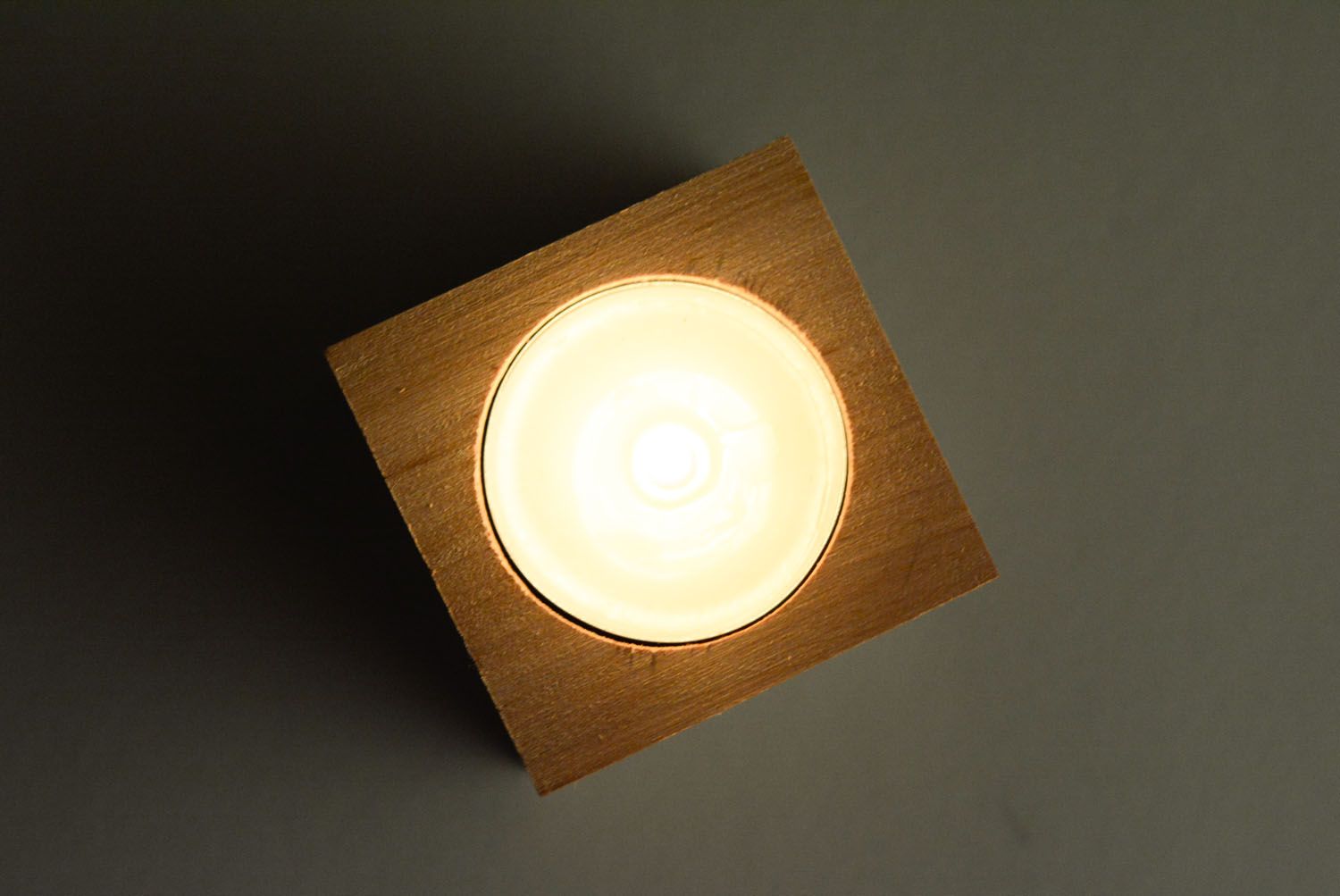Semilavorato fatto a mano a forma di portacandela supporto per una candela
 foto 4