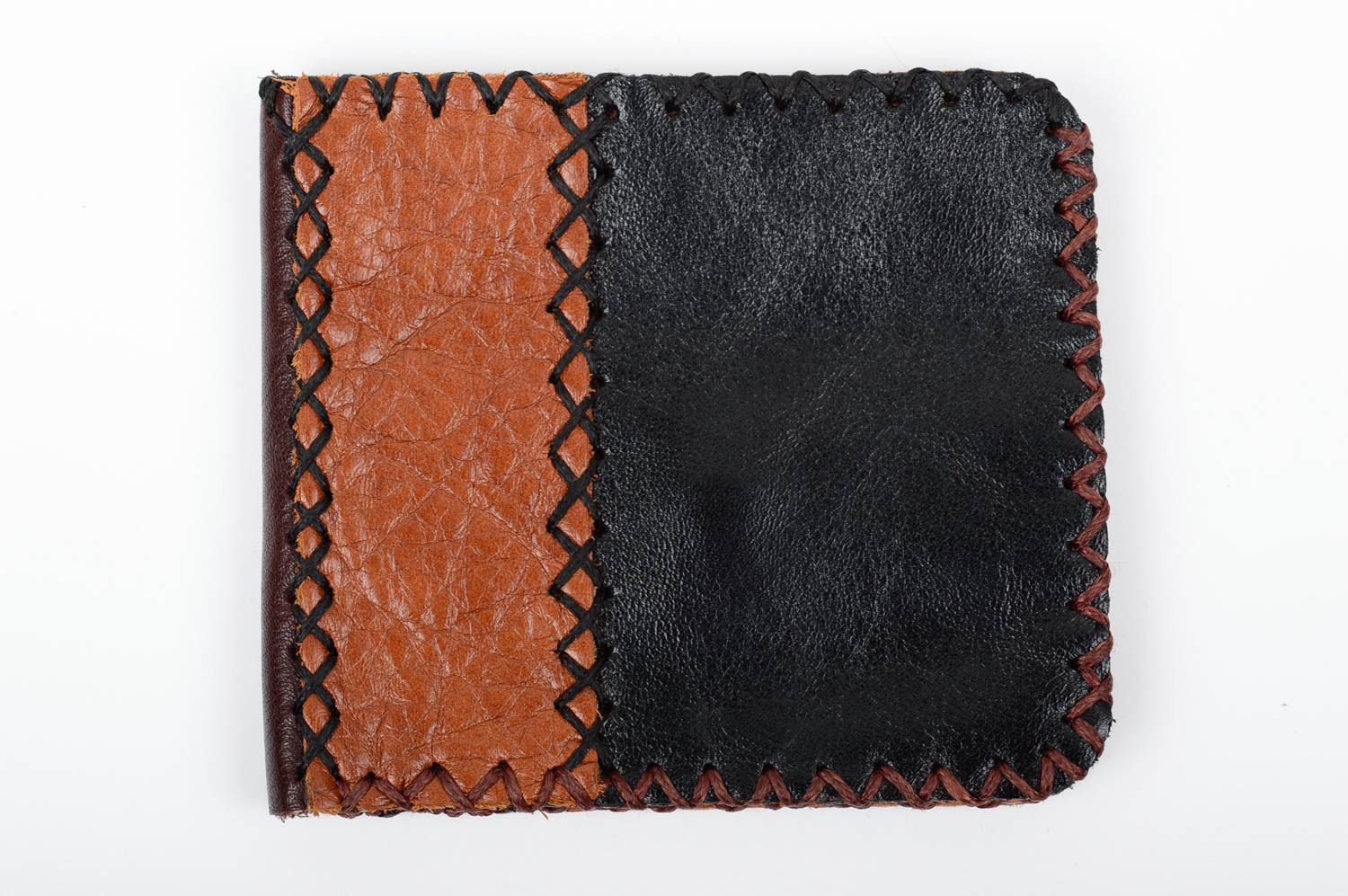 Симпатичный кожаный кошелек обшитий нитками внутренние отделения ручная работа фото 1