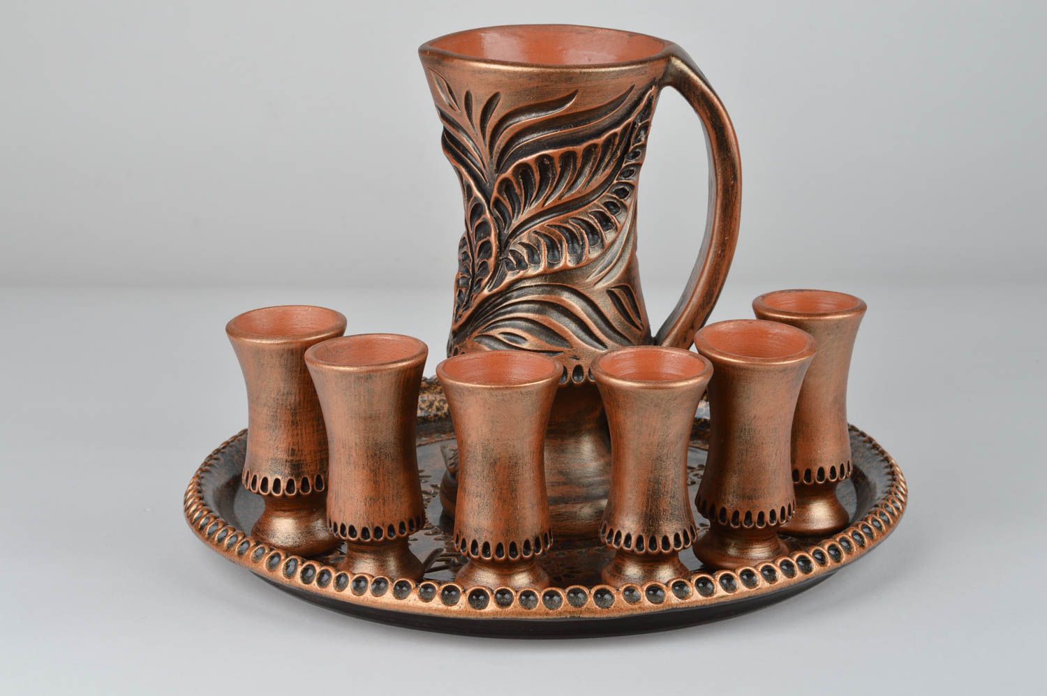 Conjunto de cerámica artesanal jarro de arcilla de 1 l y 6 copas originales   foto 5