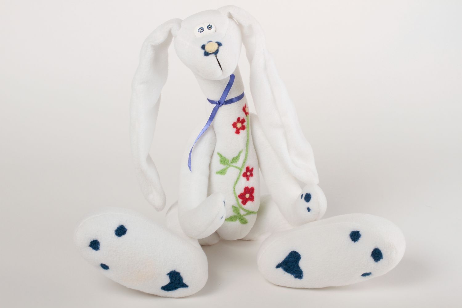 Peluche lapin faite main Jouet pour enfant blanc Décoration chambre bébé photo 2